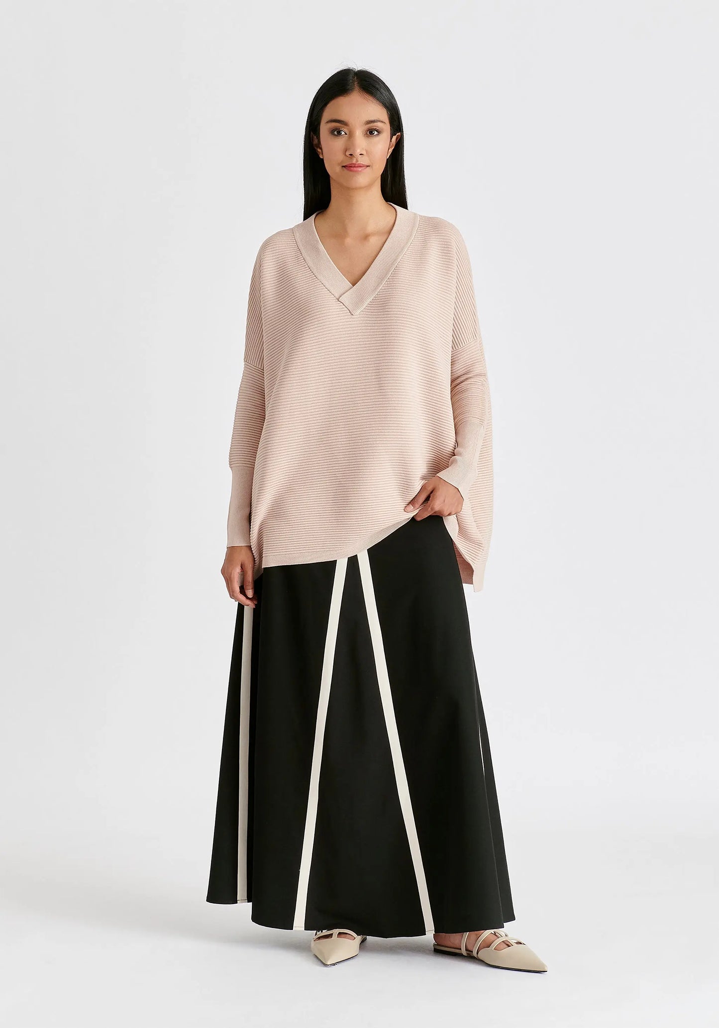 Paisie V-Neck Ribbed Jumper Paisie