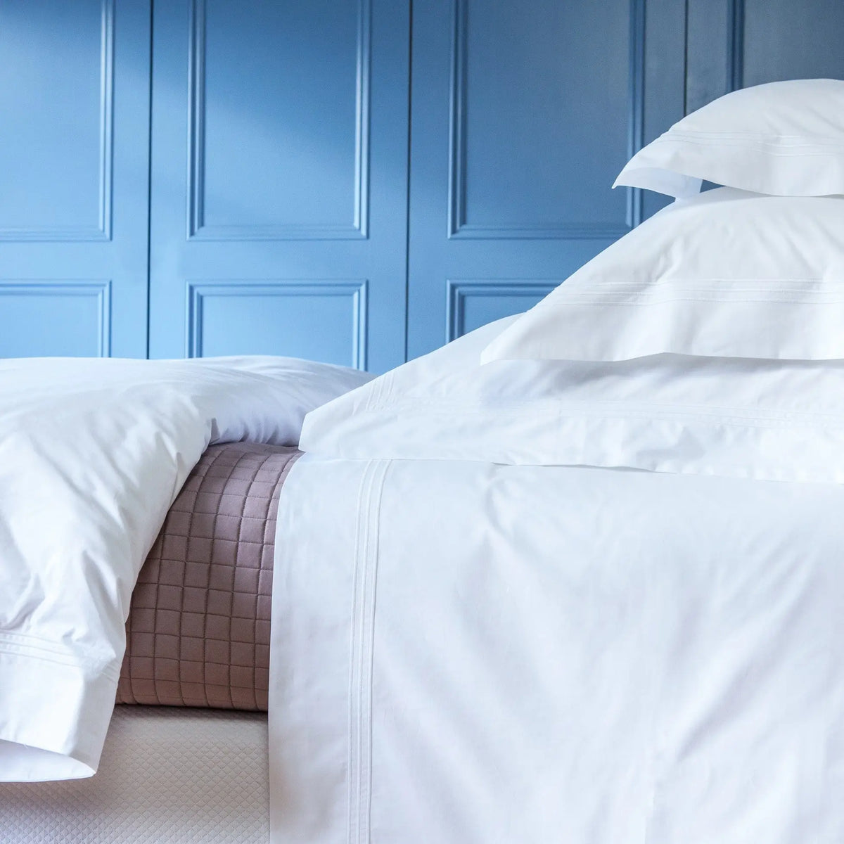 Palazzo White Cotton Bet Set Dormitory