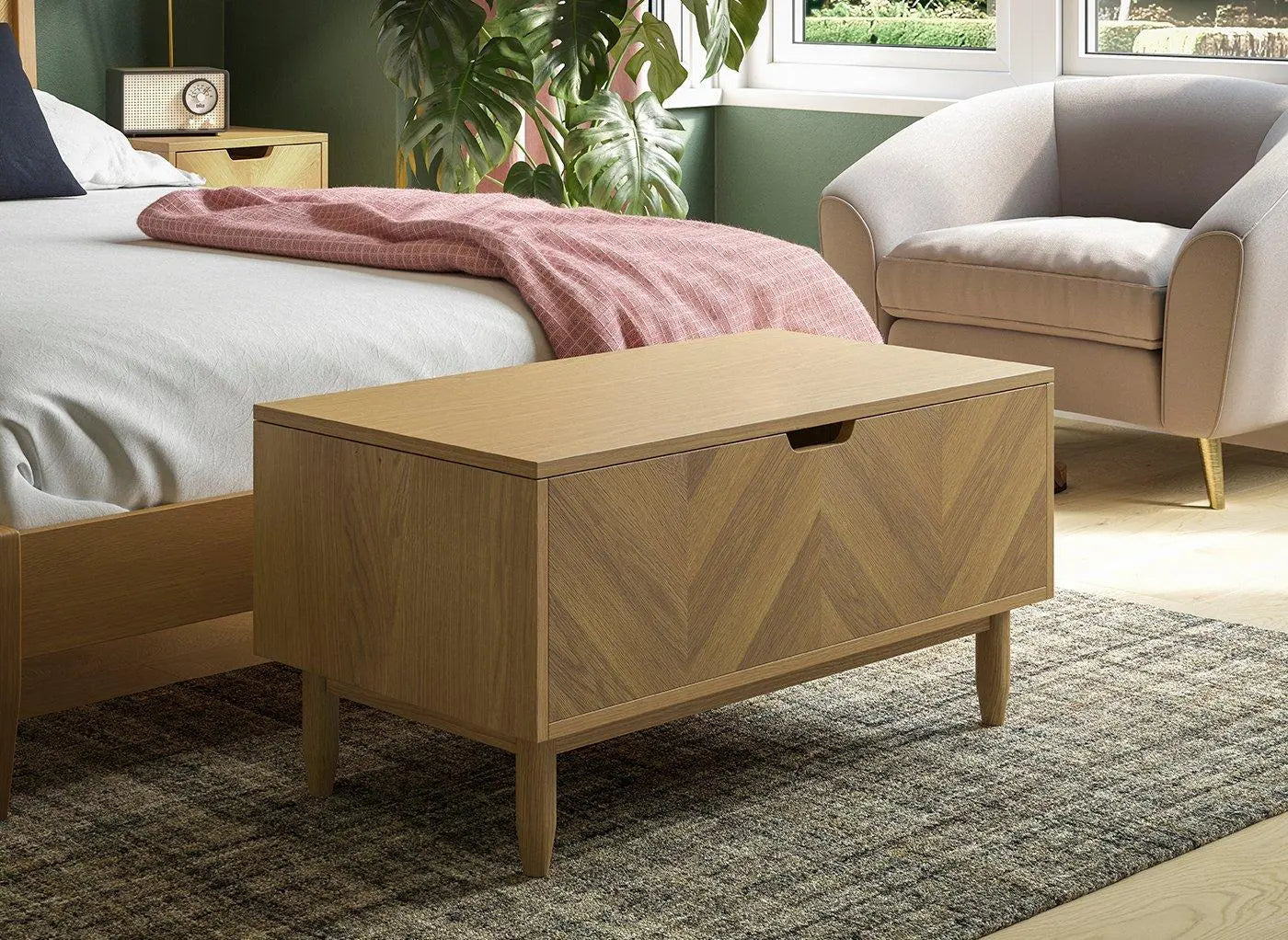Paxton Wooden Blanket Box - Brown Dreams