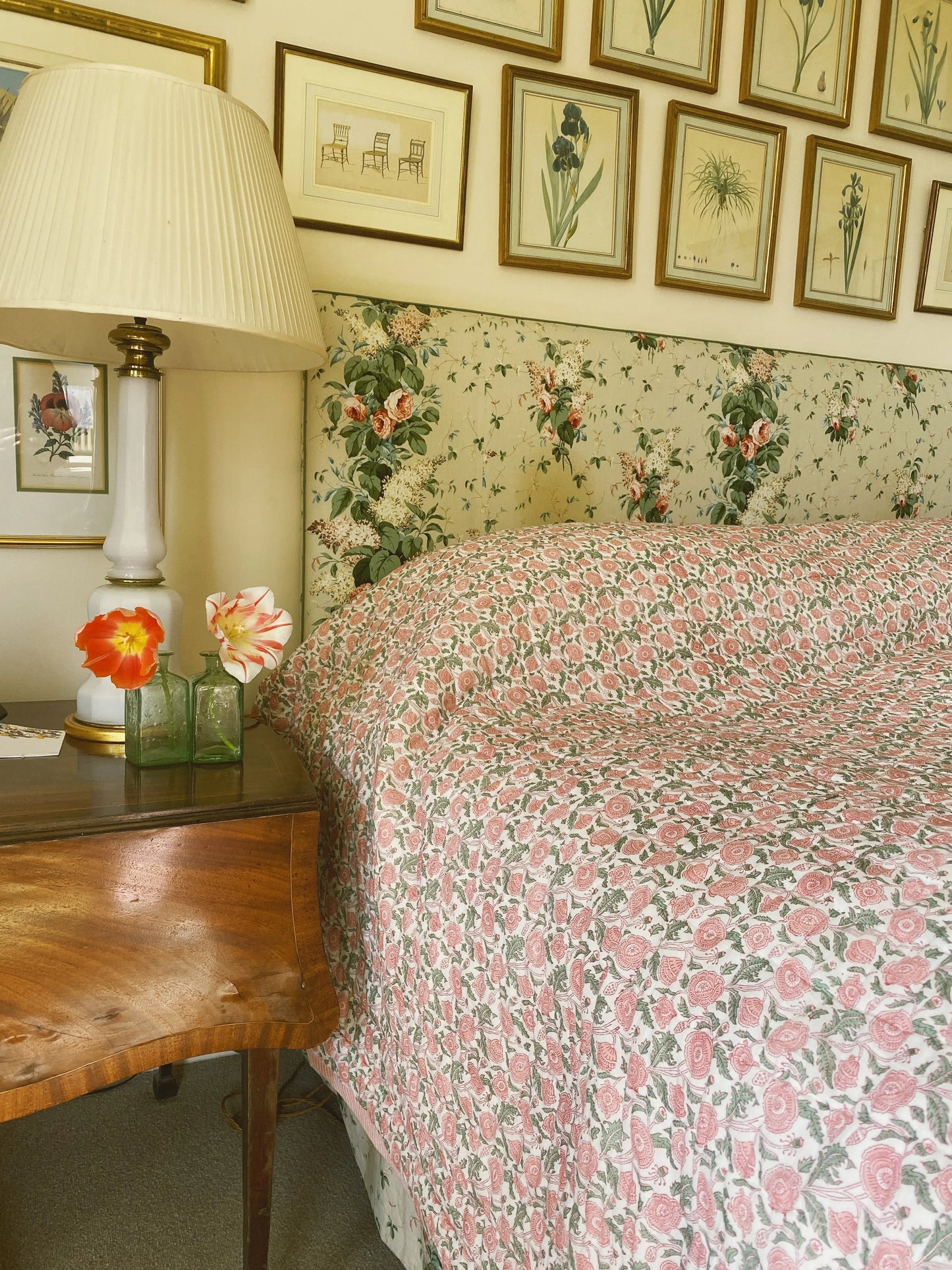 Pink Butti Bed Floral Quilt Kapara London