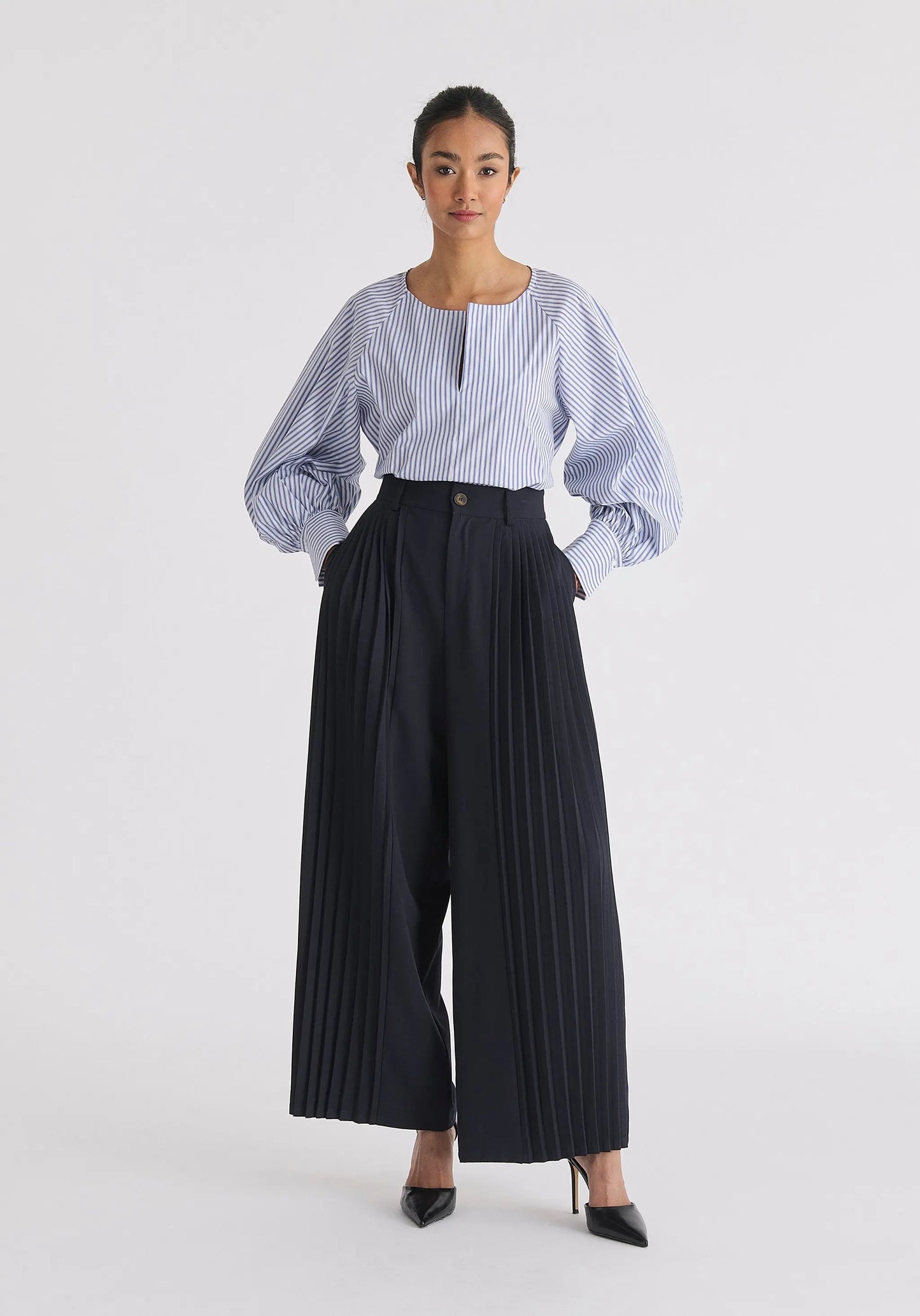 Pleated Wide Leg Trousers Paisie