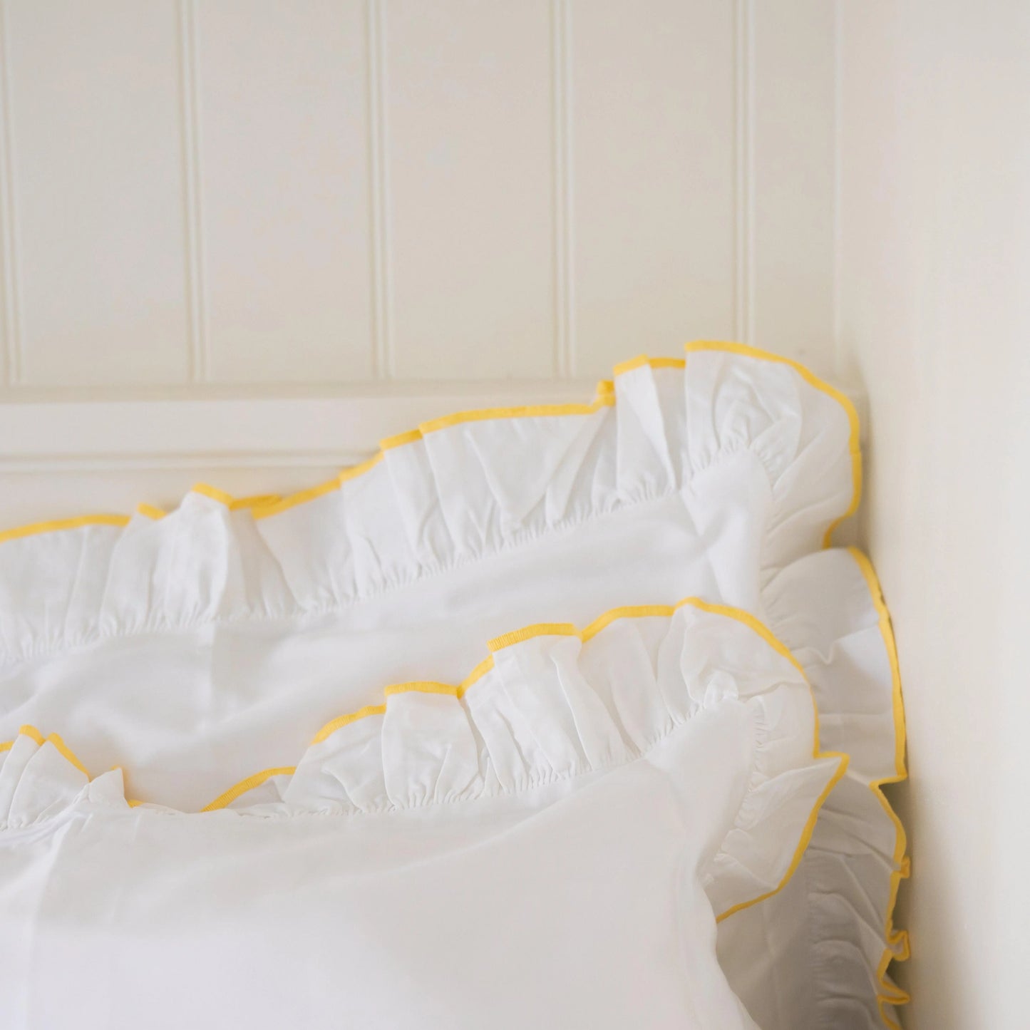 Provence Butter- Pillow Case Pair Sukun: Luxurious bedding and homeware.