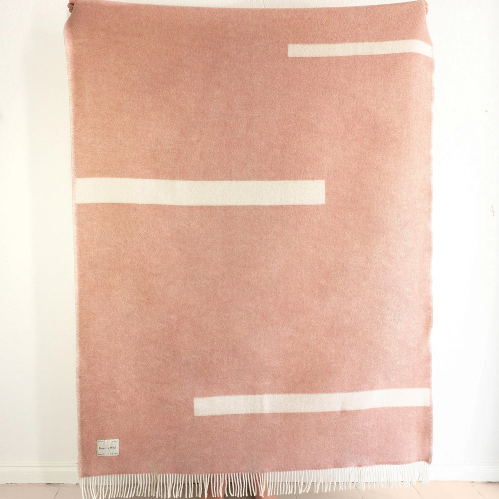 RIVER Dusty Pink Blanket Forestry Wool