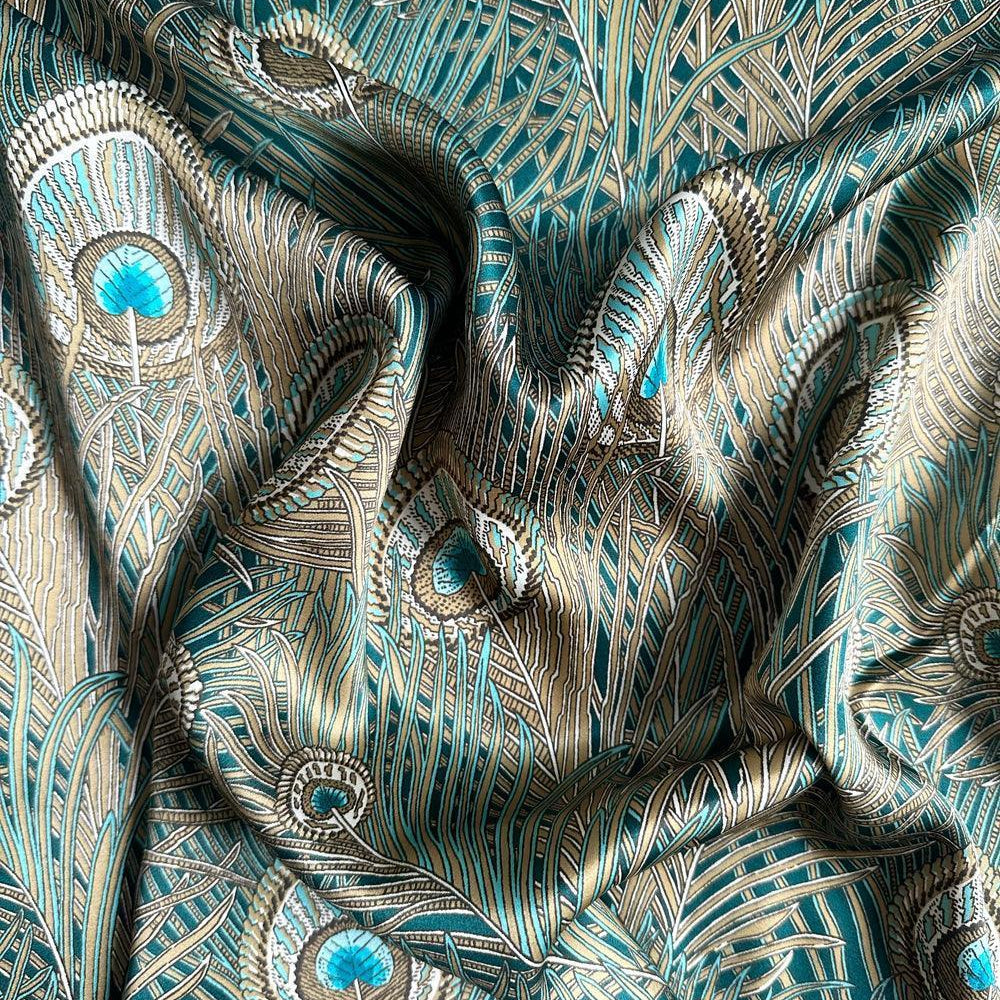 ROYAL HERA BOTTLE Liberty Silk Pillowcase Coco & Wolf