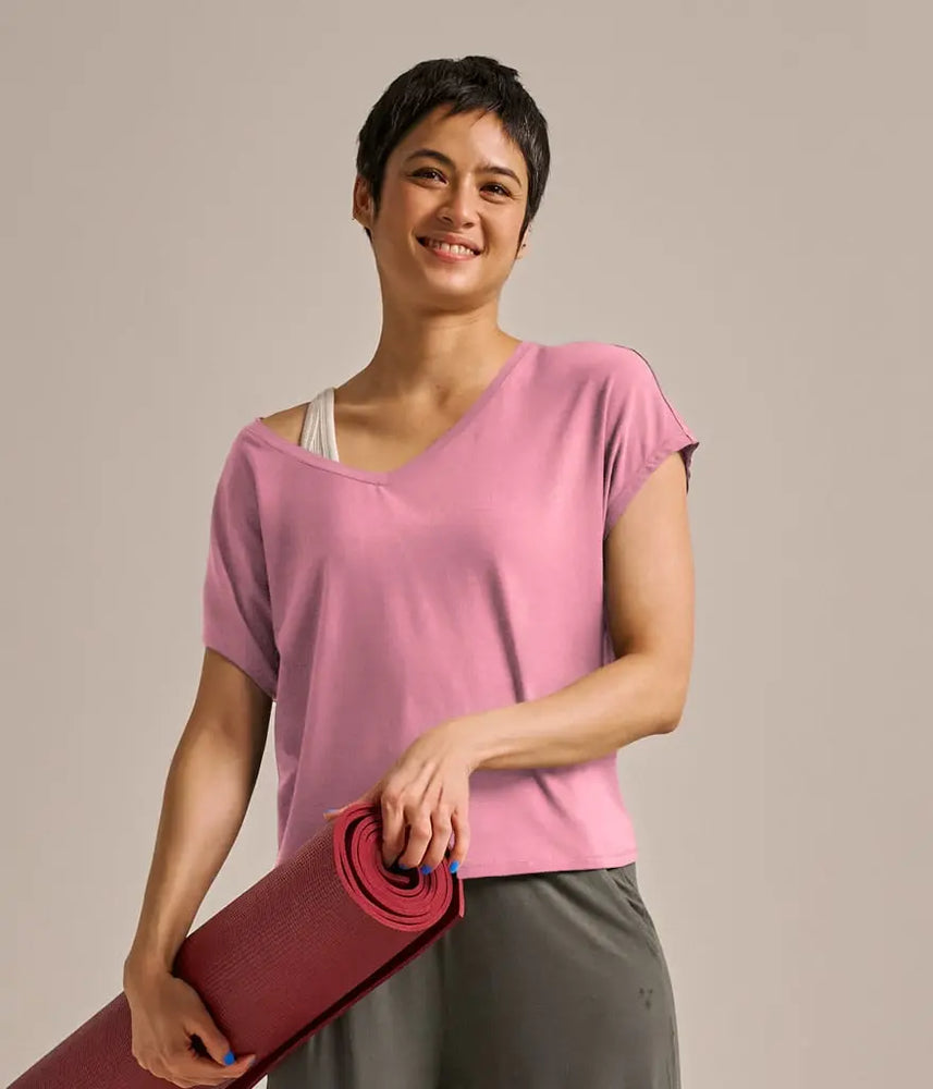 Relaxed Fit V-Neck T-Shirt BAM Clothing