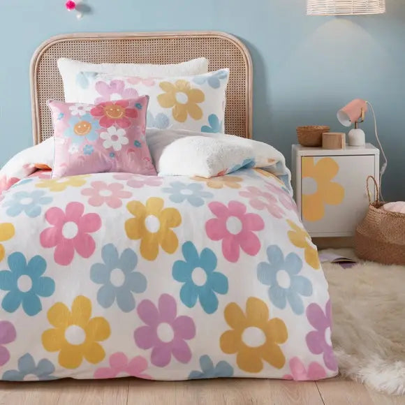 Retro Flowers Multicoloured Duvet Cover & Pillowcase Set Dunelm