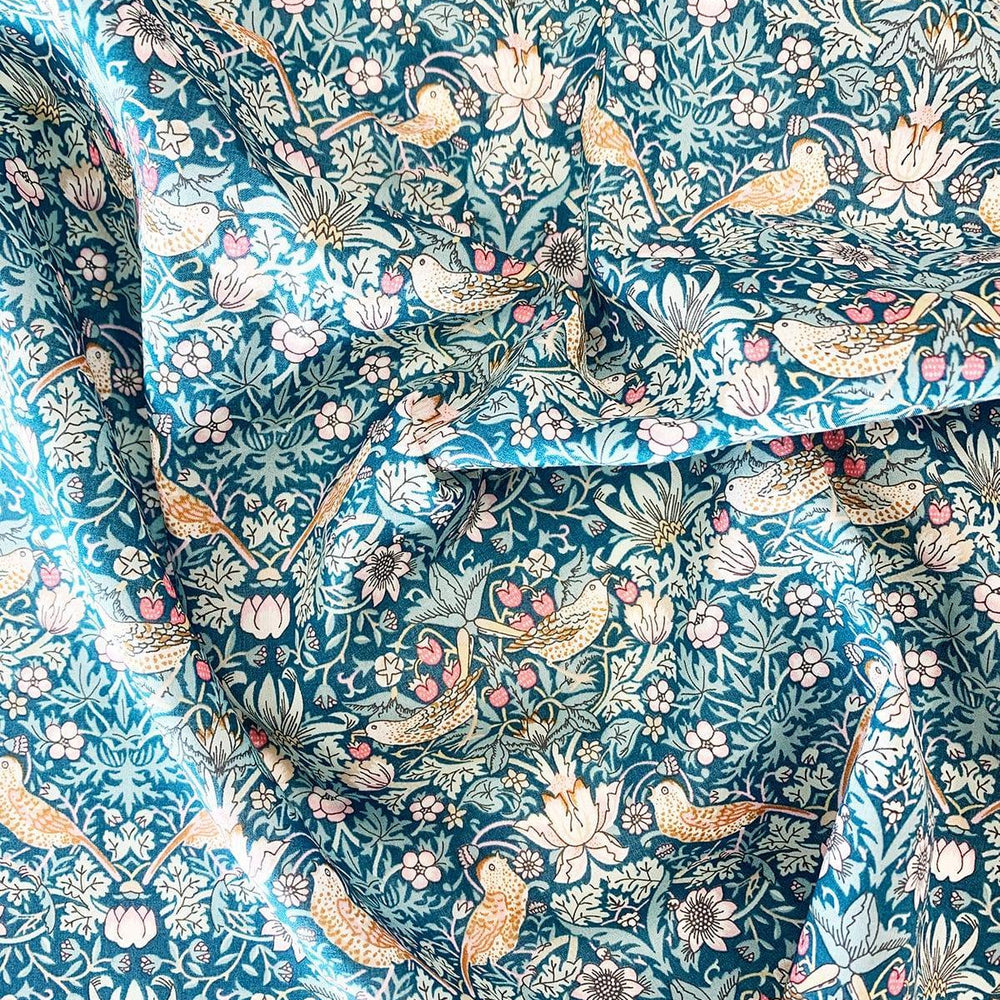 STRAWBERRY THIEF & CAPEL MUSTARD Liberty Reversible Heirloom Quilt Coco & Wolf