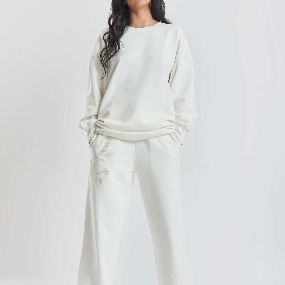 Salix Blossom-Embroidered Ethical-Cotton Sweatshirt - Moonlight White Peachaus