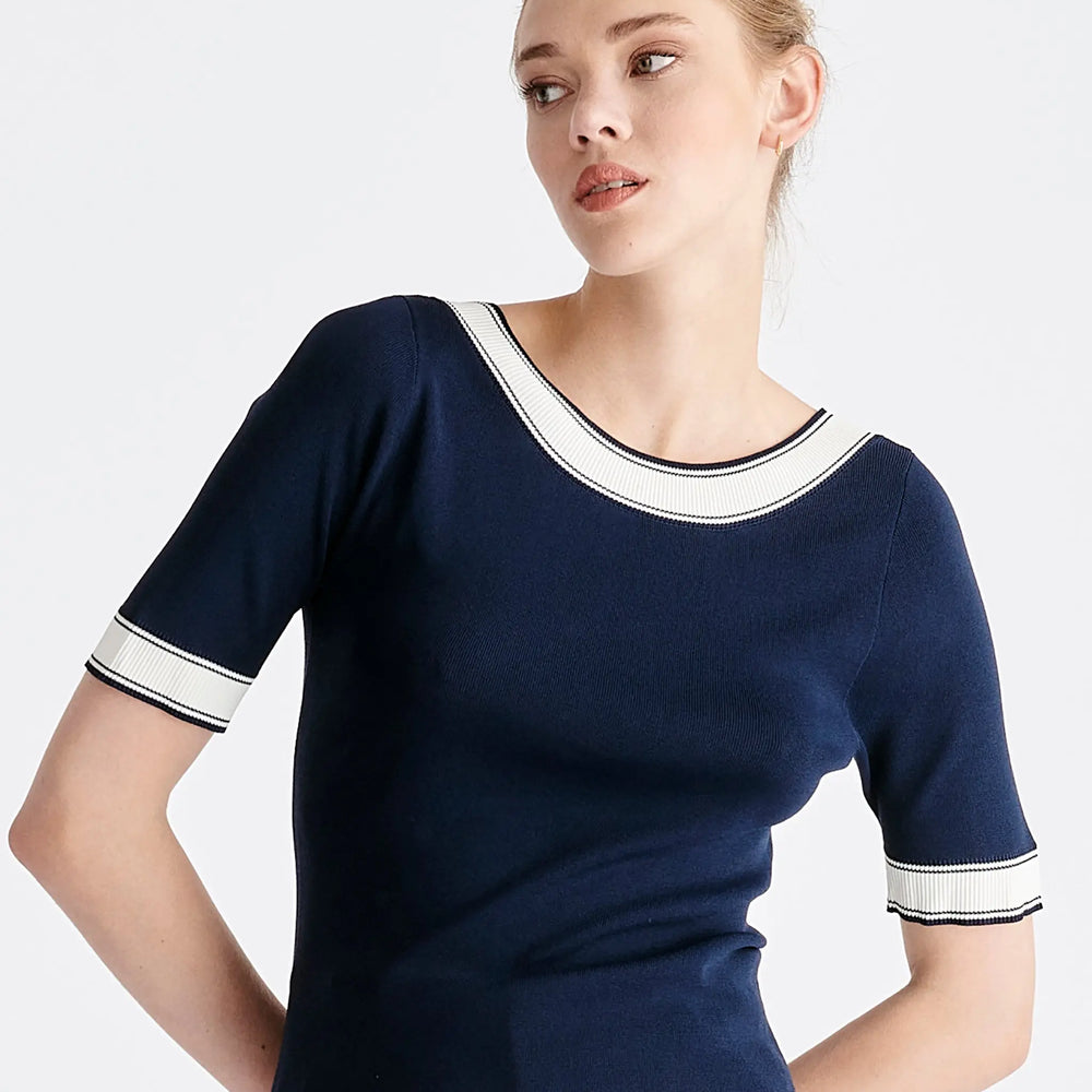 Scoop Back Top Paisie