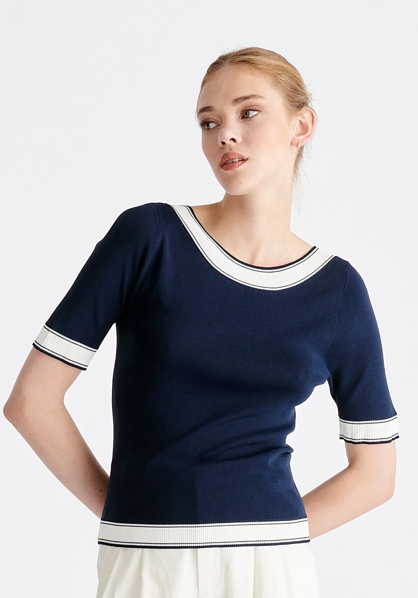 Scoop Back Top Paisie