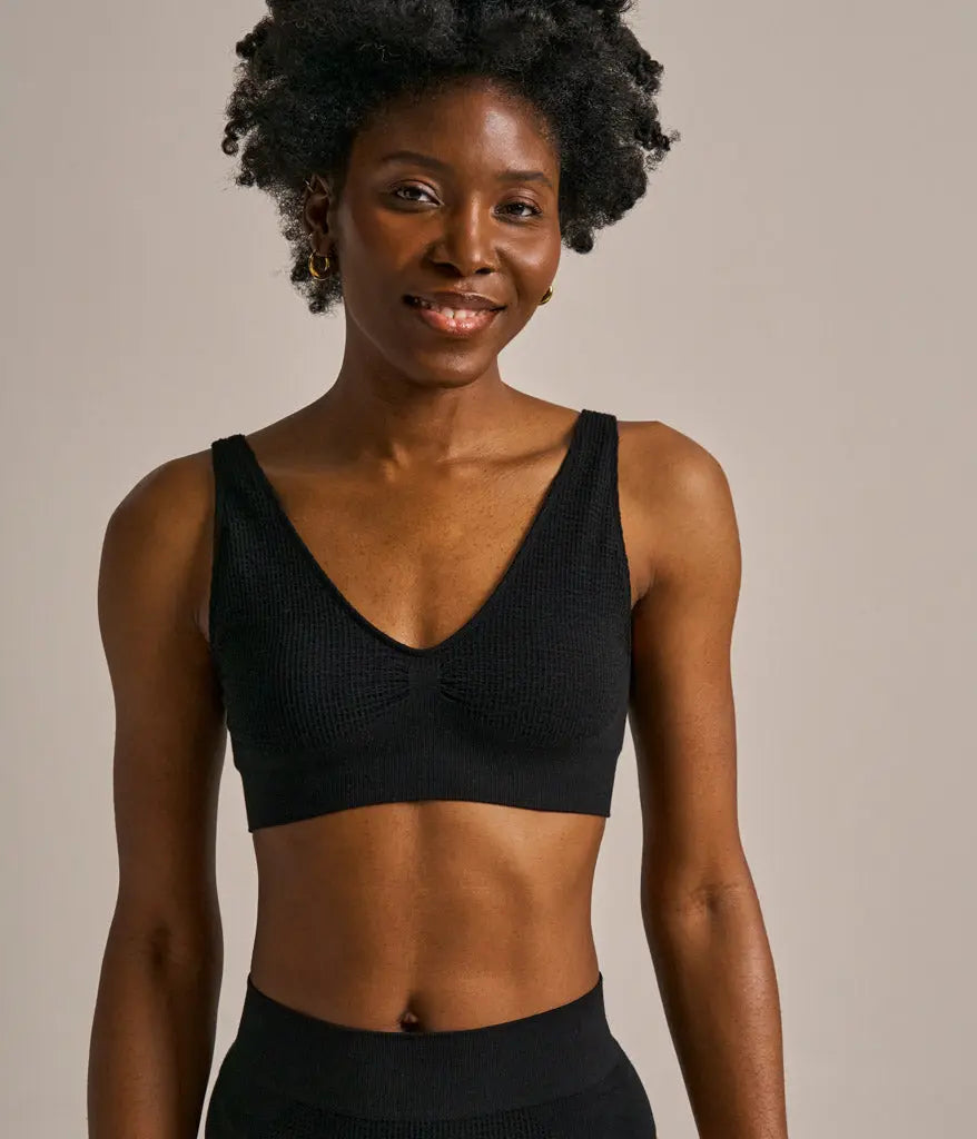 Seamless Plunge Bralette BAM Clothing