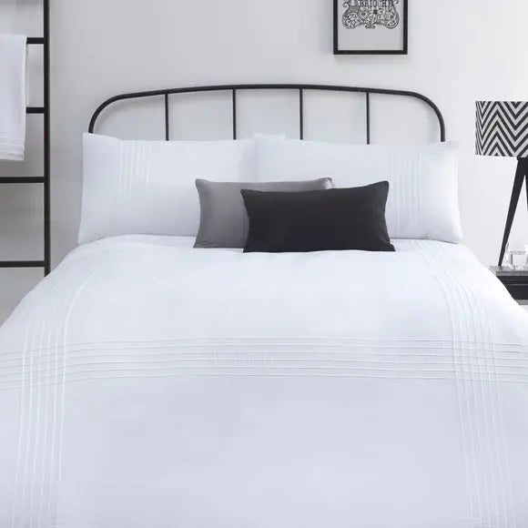 Serene Amalfi White Duvet Cover and Pillowcase Set Dunelm