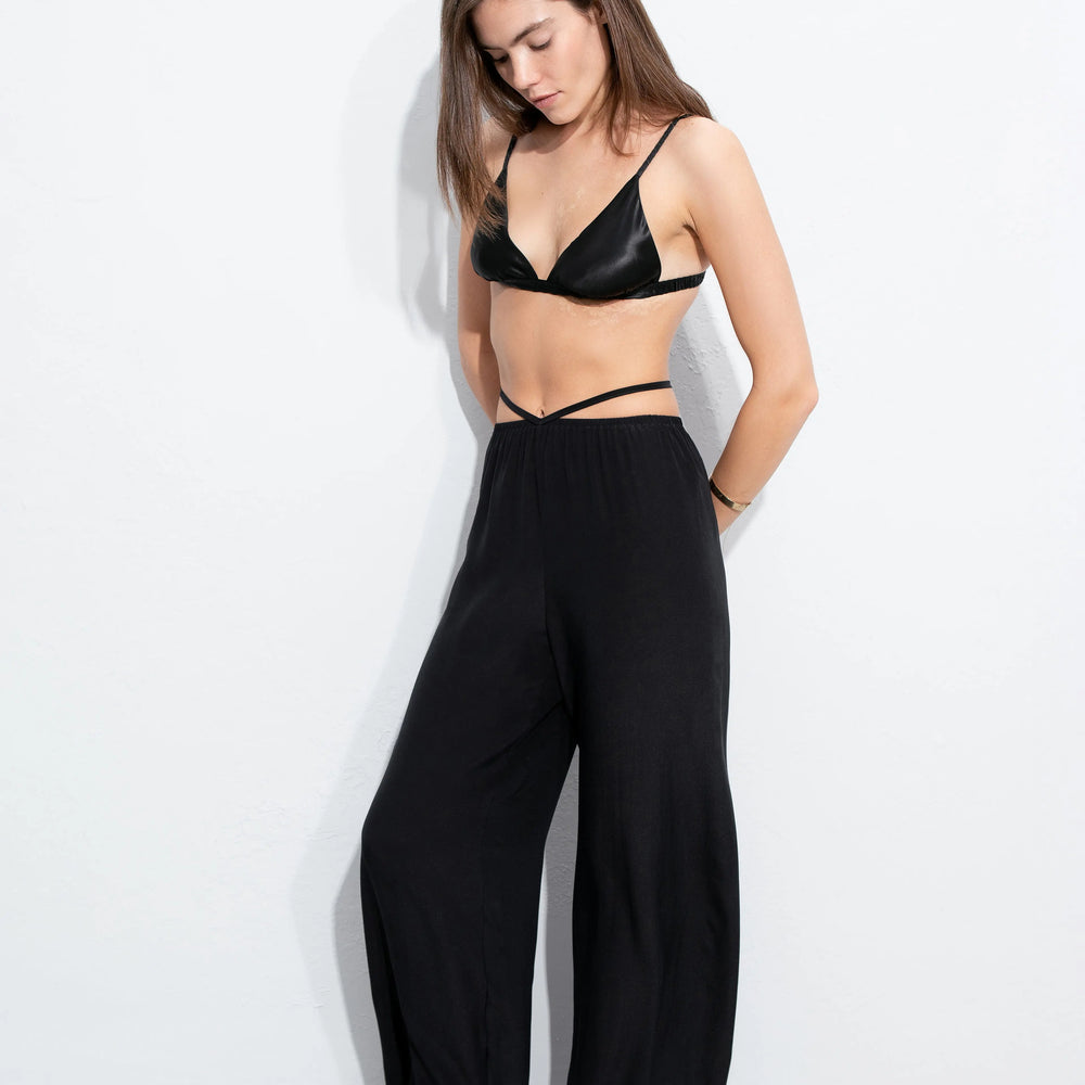 Silk Bra 'Jaya' Black TEYA