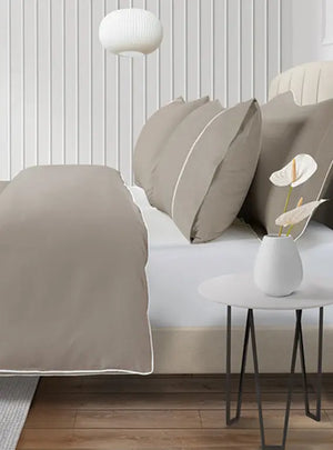 Taupe