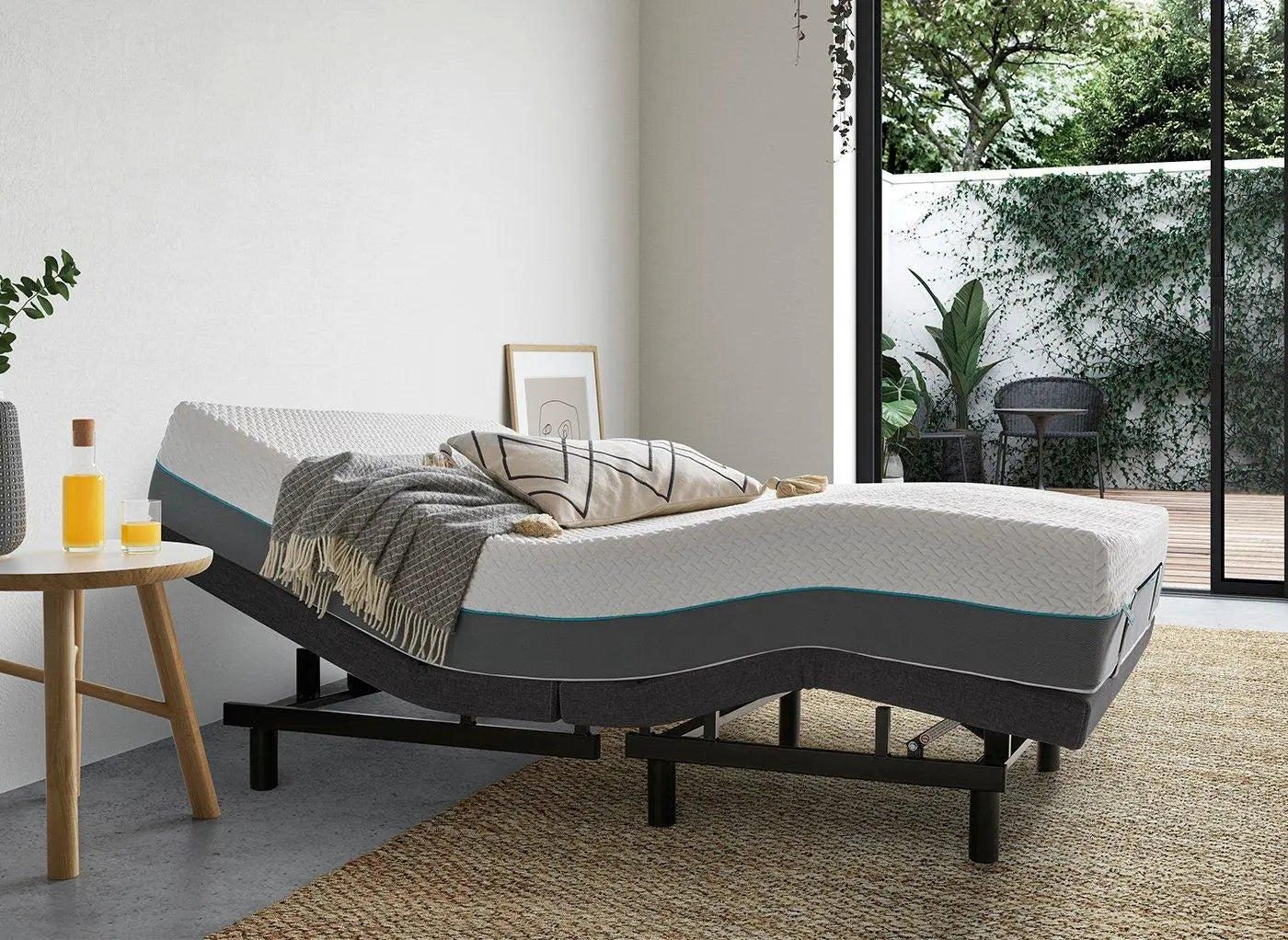 Sleepmotion 200i Adjustable Bed Frame - Grey Dreams