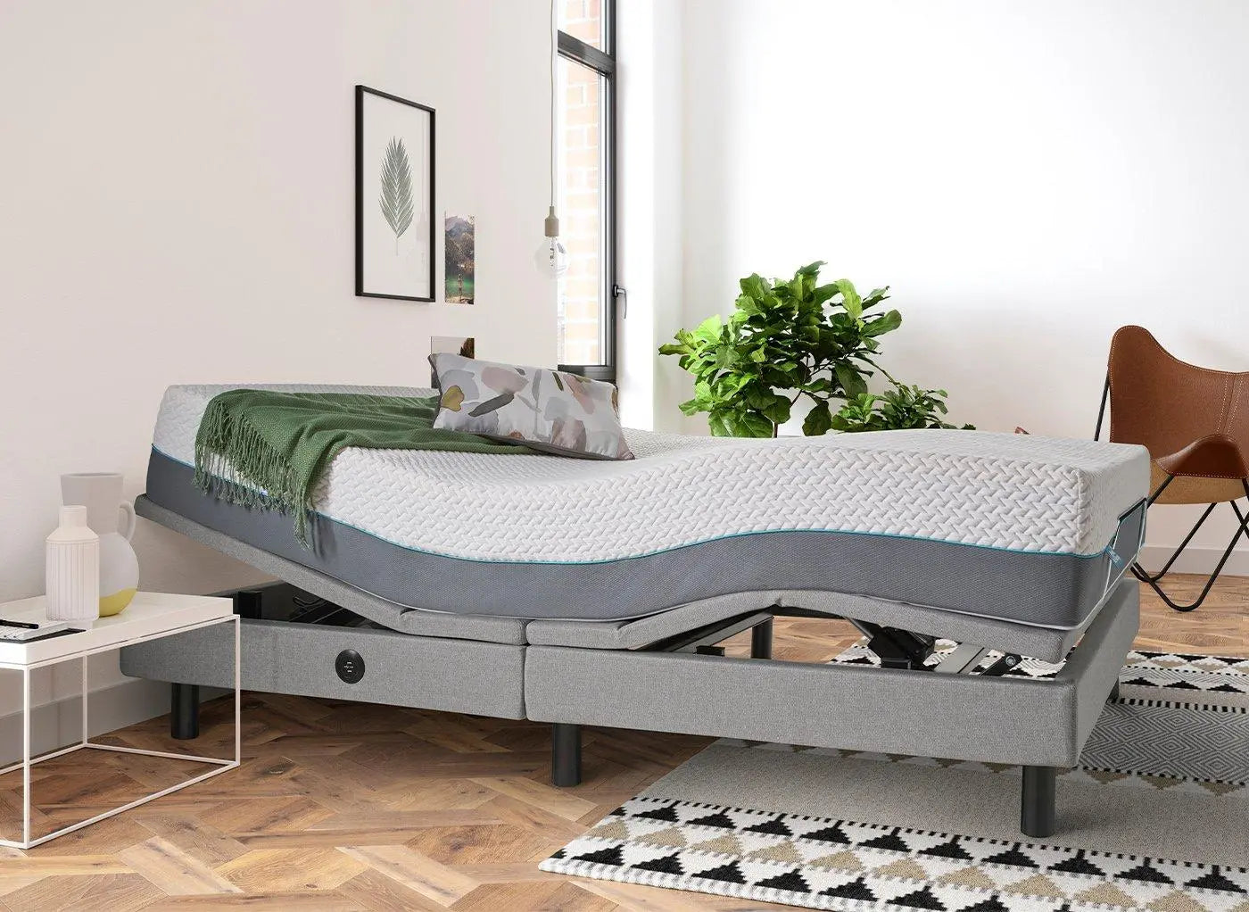 Sleepmotion 800i Adjustable Bed Frame - Grey Dreams
