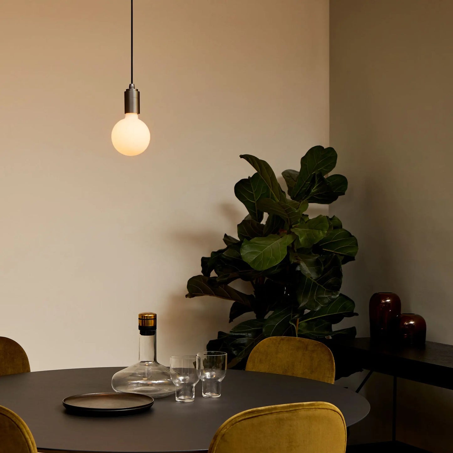 Sphere III Pendant Light in Graphite Tala