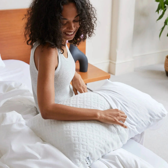 The Adjustable Bounce Back Pillow Aeyla
