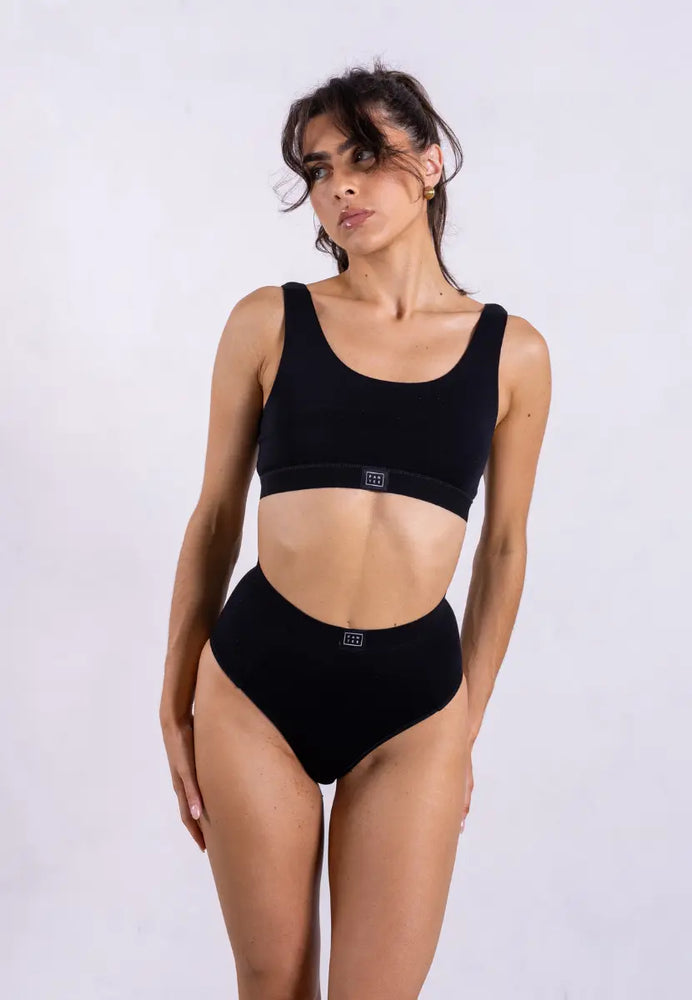 The Crop, Black Pantee