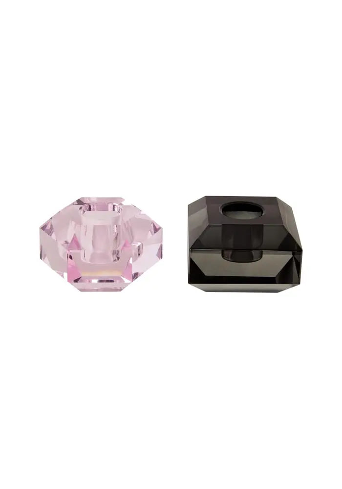 The Cushion and Asscher, Pair Casa by Josephine Jenno