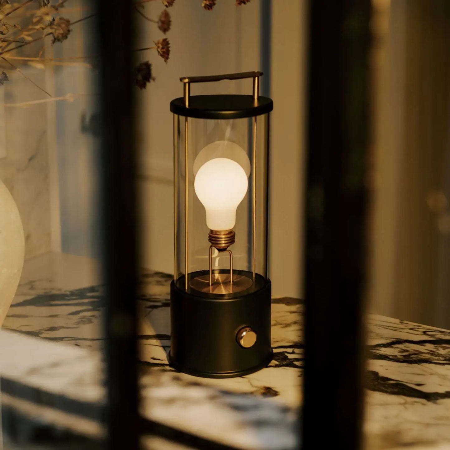 The Muse Portable Lamp in Hackles Black Tala