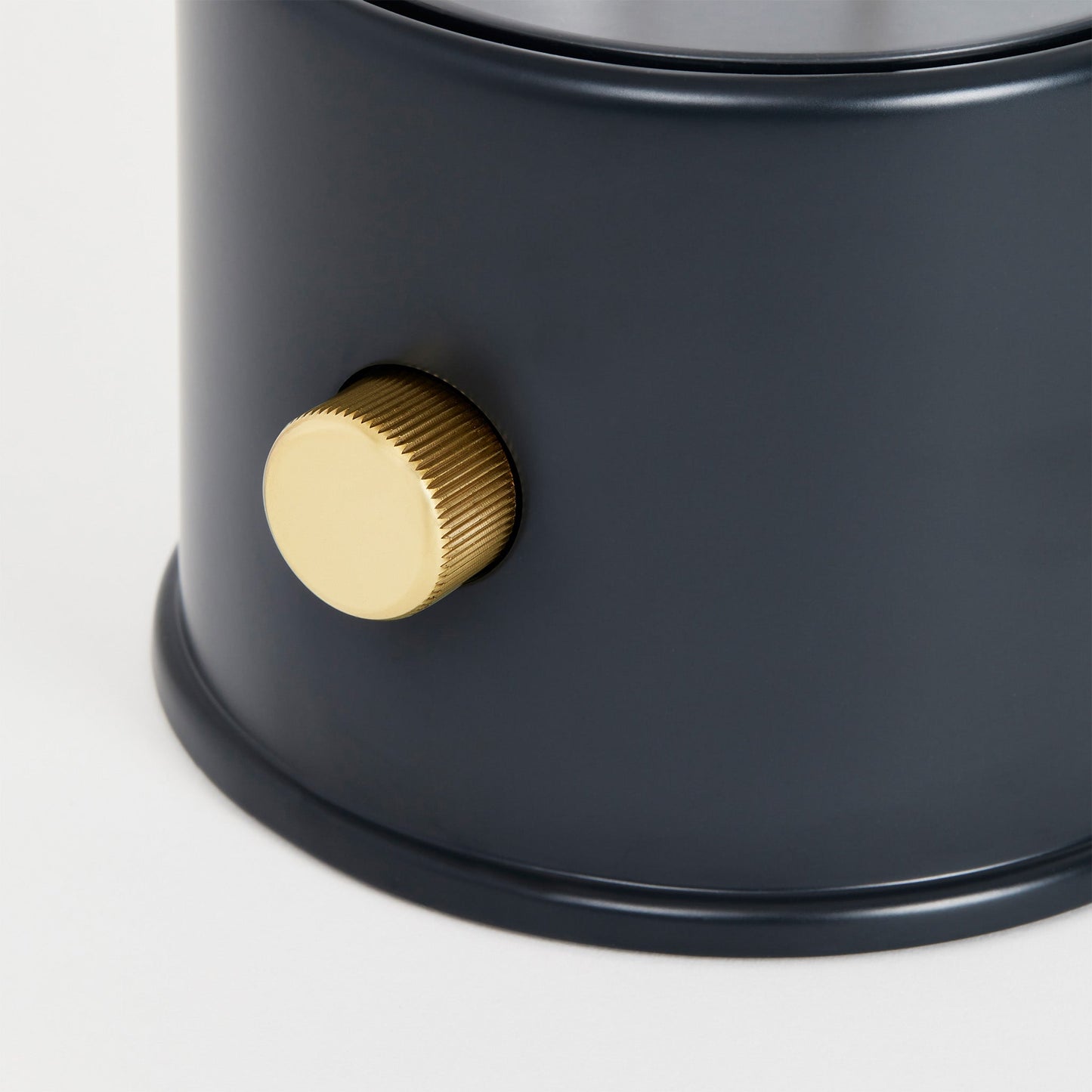 The Muse Portable Lamp in Hackles Black Tala
