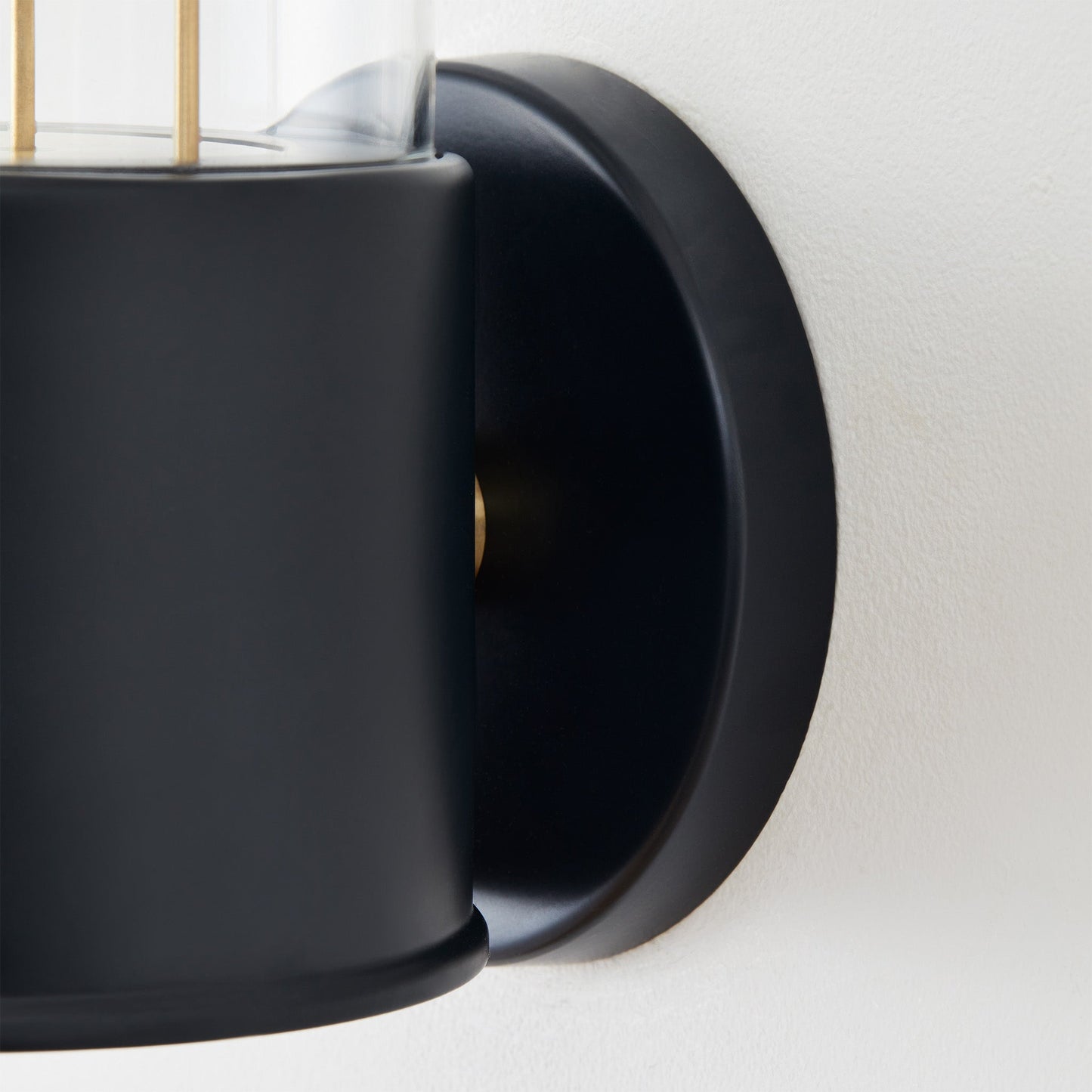 The Muse Wall Light in Hackles Black Tala