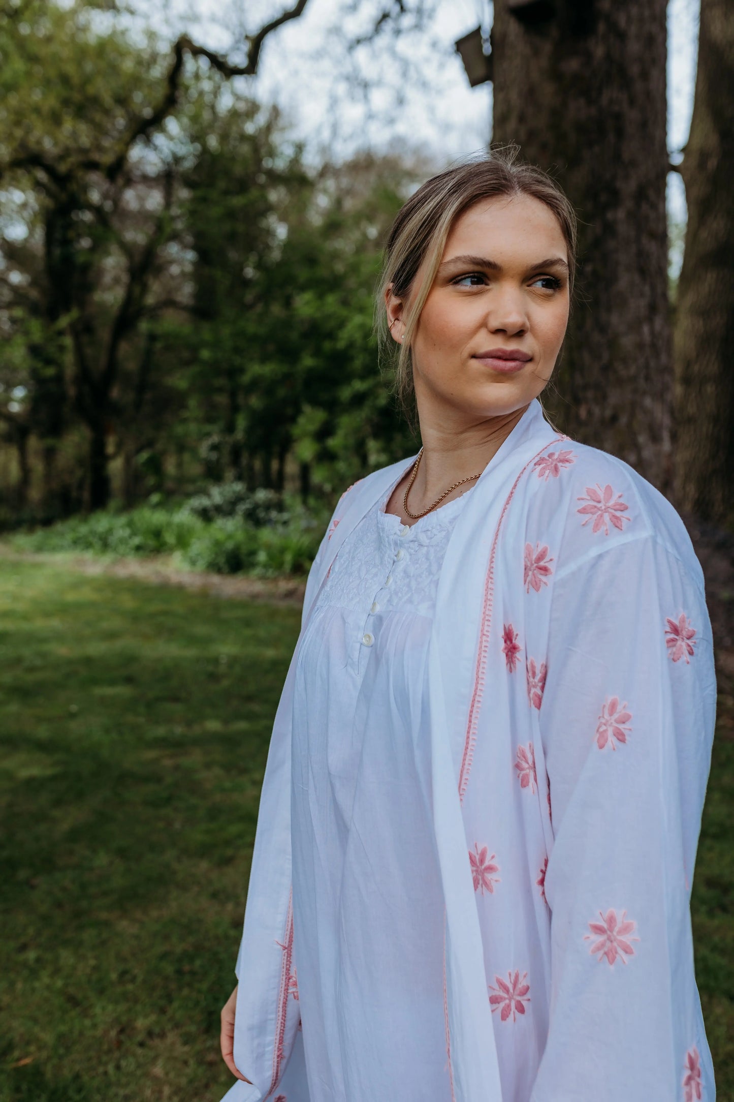 Tiana Pink Embroidered Robe Naree Clothing