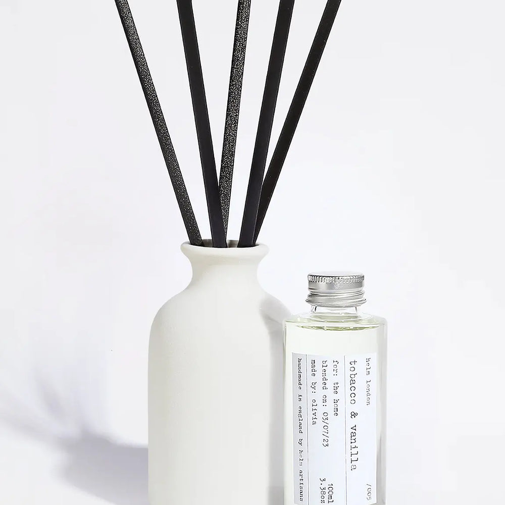 Tobacco & Vanilla Ceramic Reed Diffuser - 100ml Helm London