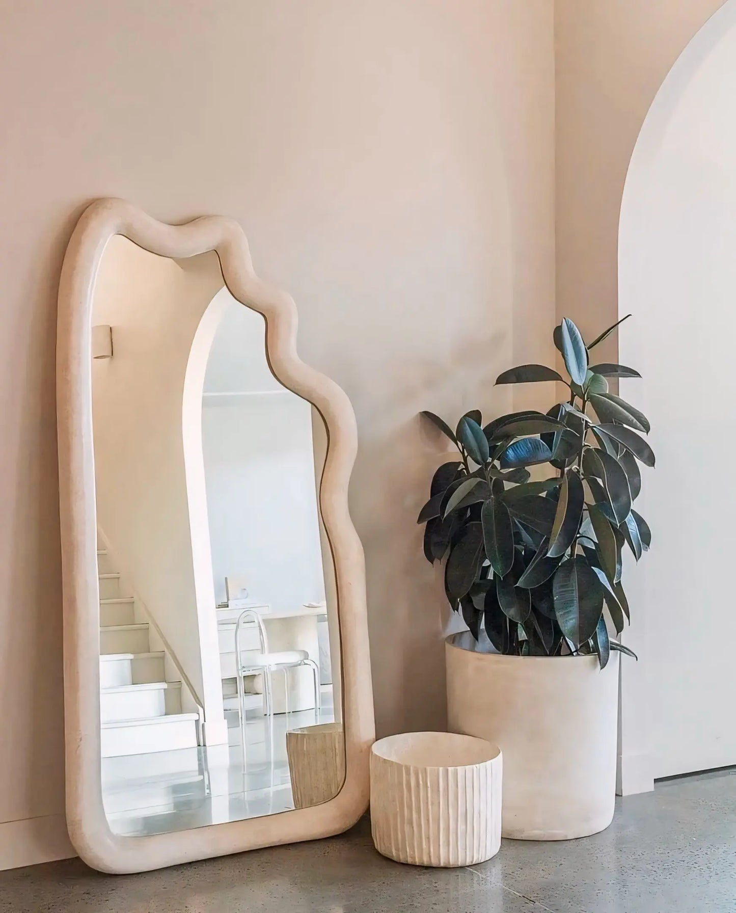 Tochio Mirror Nisu Home