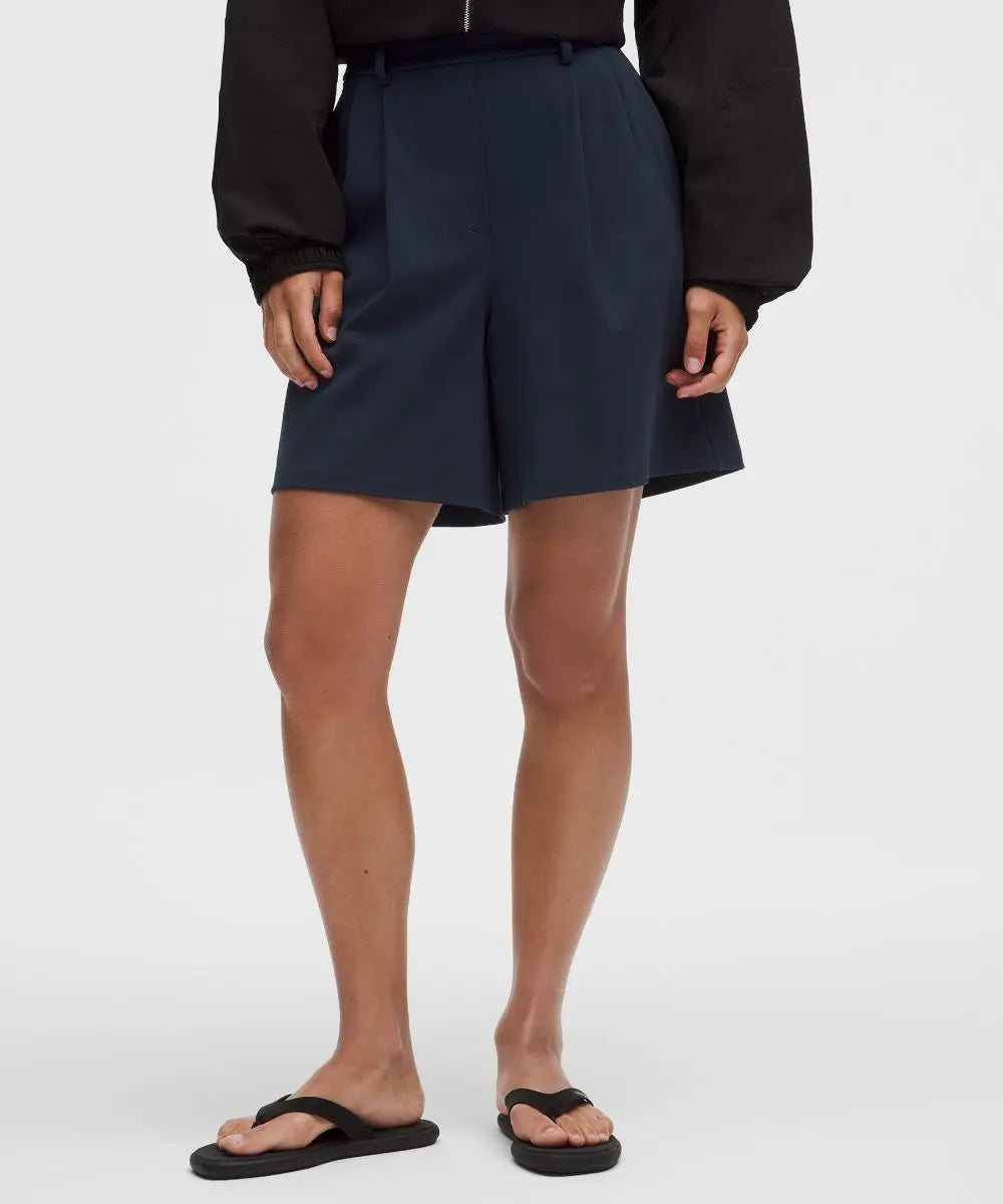 True Navy Women's Daydrift Pleated High-Rise Shorts Lululemon