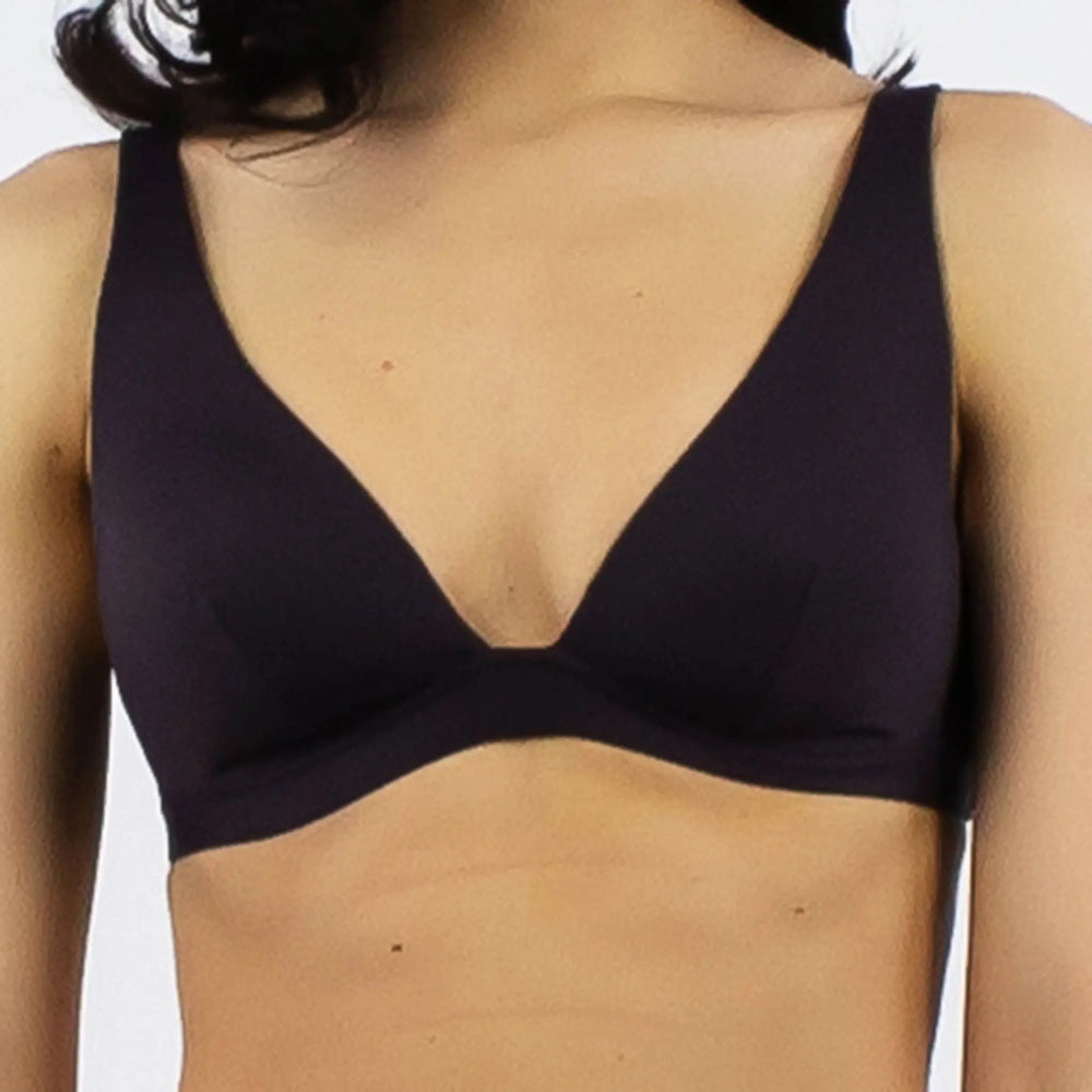 ULTRA Padded Wireless Triangle Bralette Black NOKAYA