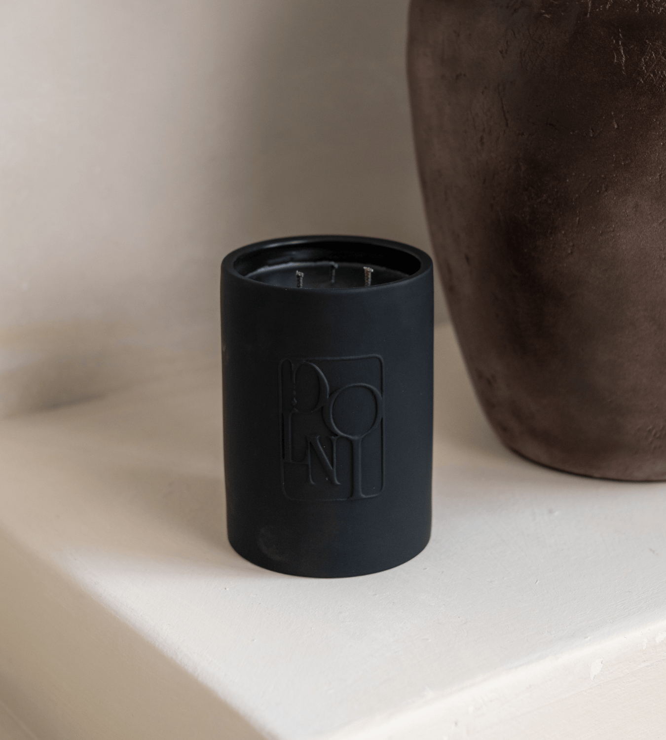Dolni Large Black Ceramic 600g Tuberose & Sandalwood Candle DOLNI