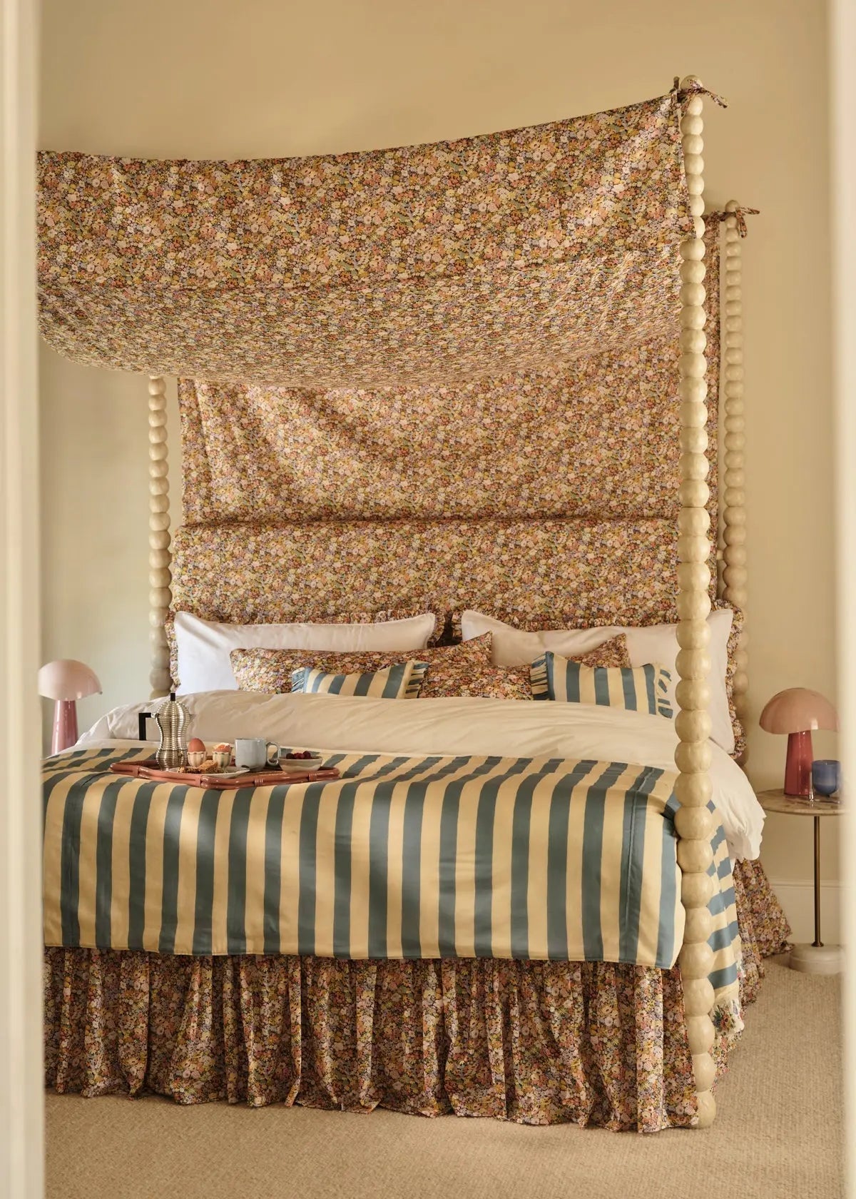 VACATION STRIPE & MADELEINE Liberty Reversible Ruffle Edge Bedspread Coco & Wolf