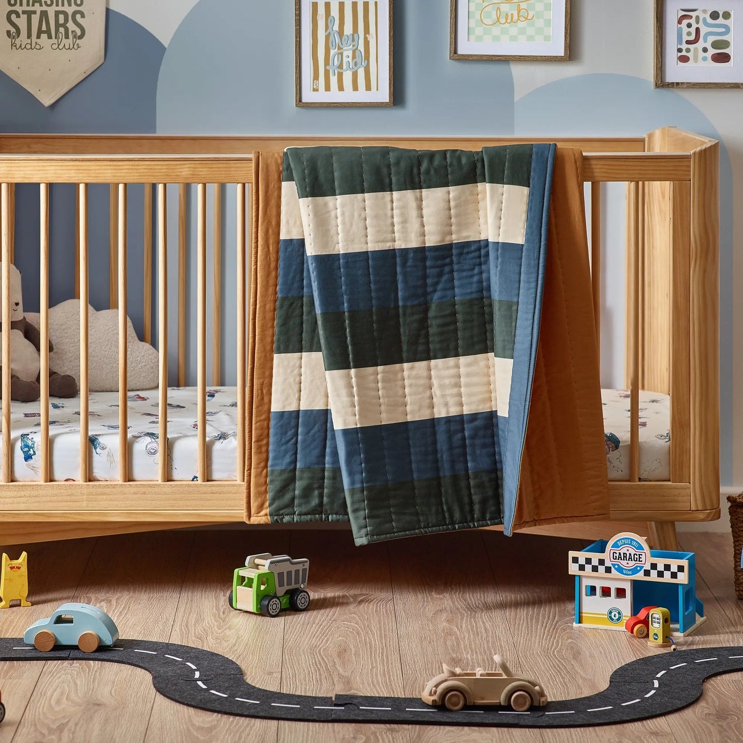 Vehicles Organic Cotton Quilt Kabode