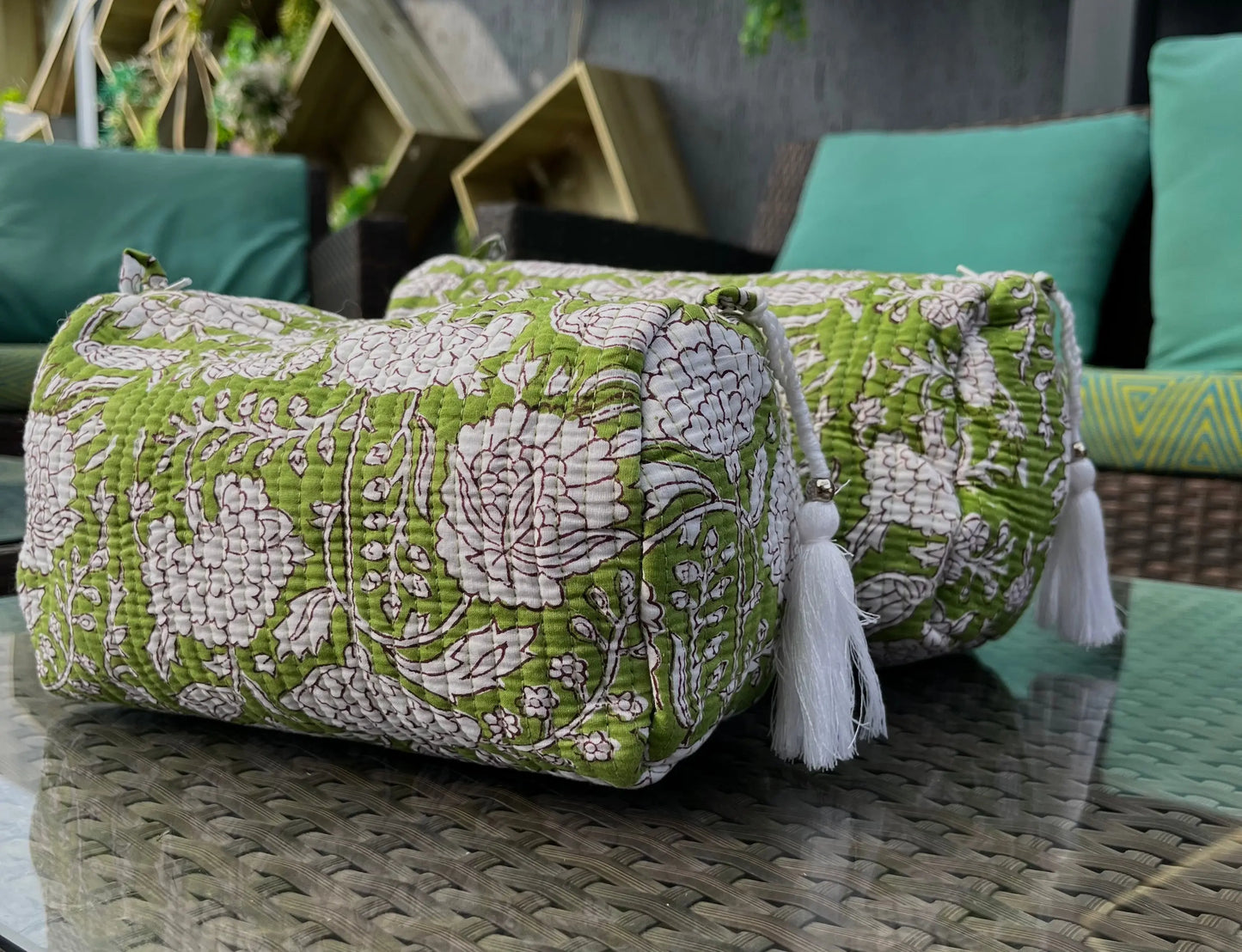 Verde Make up pouch Naree Clothing