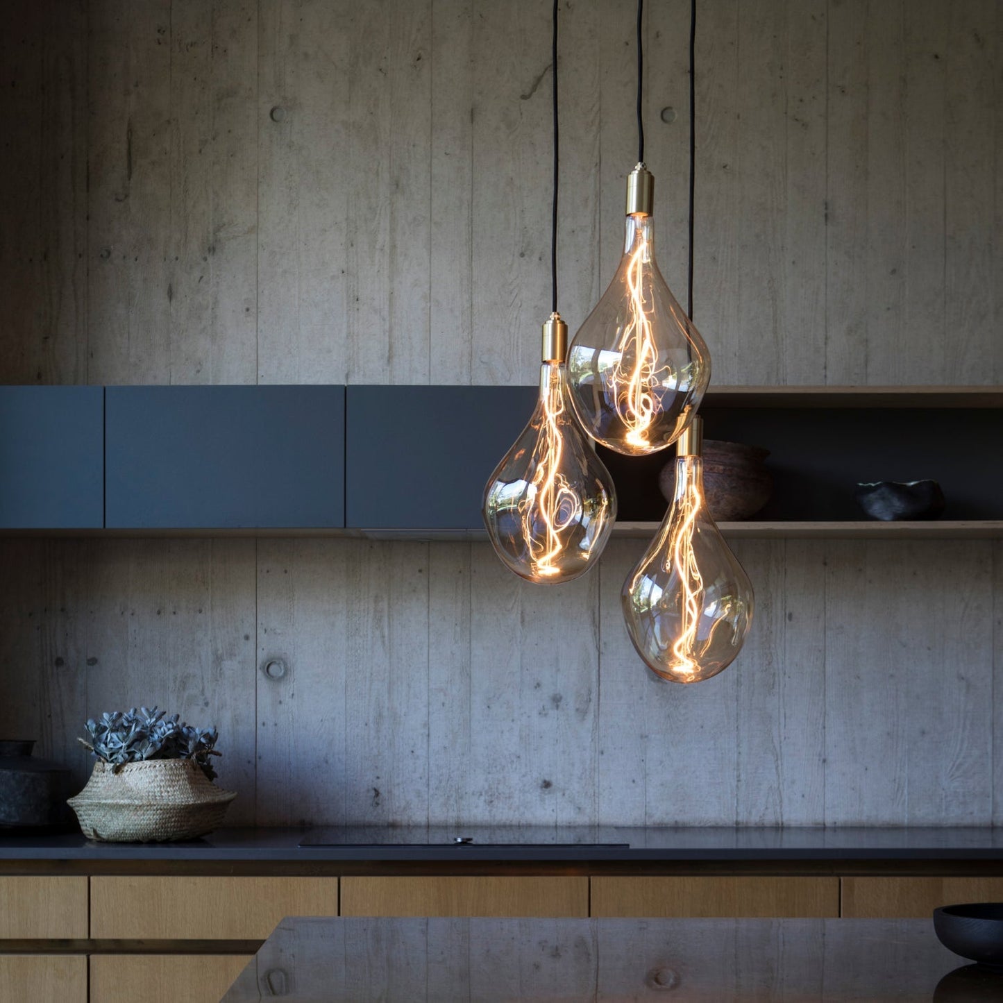 Voronoi III Pendant Light in Brass - Set of 3 Tala