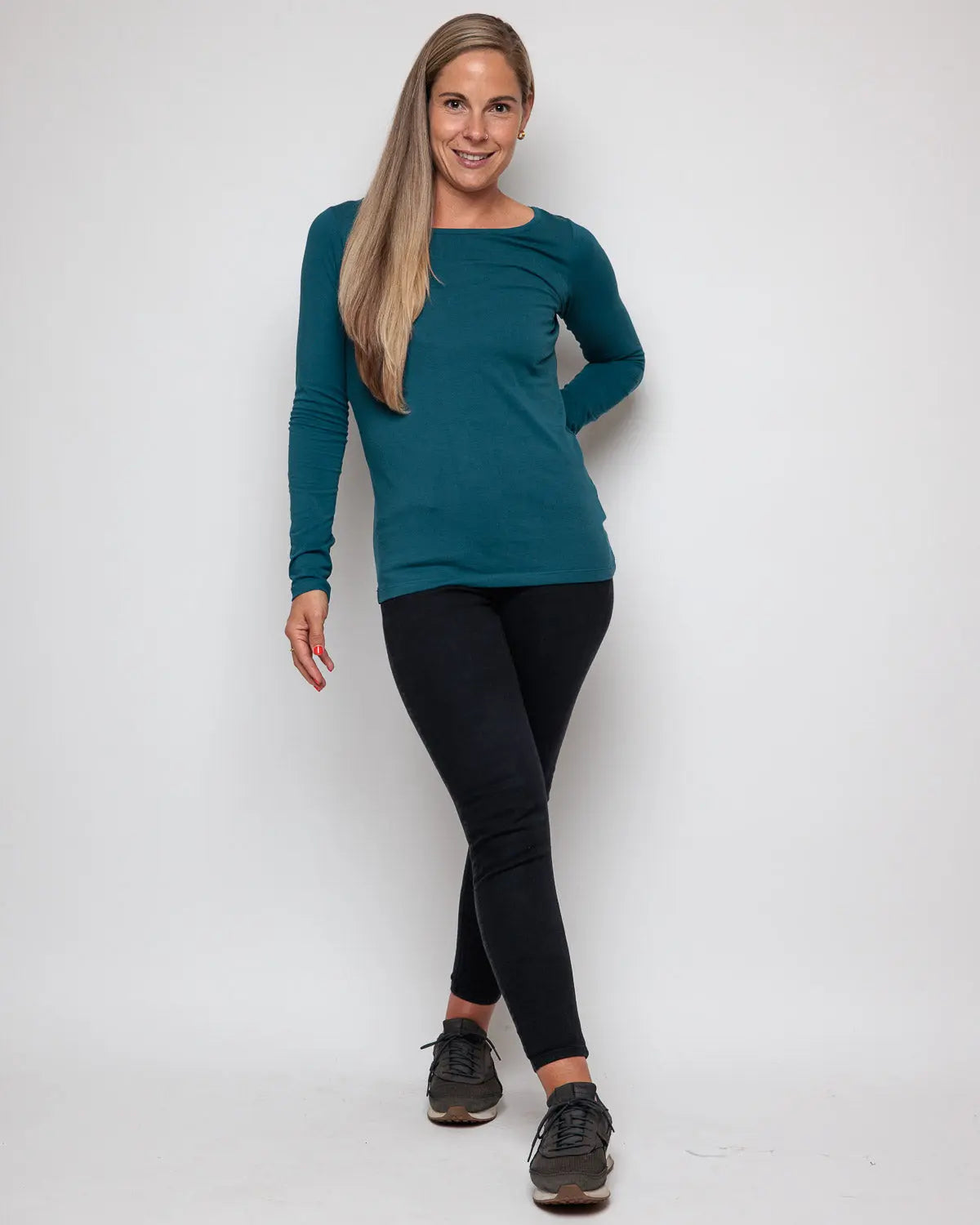 WOMEN'S LONG SLEEVE TOP IN TEAL Bshirt