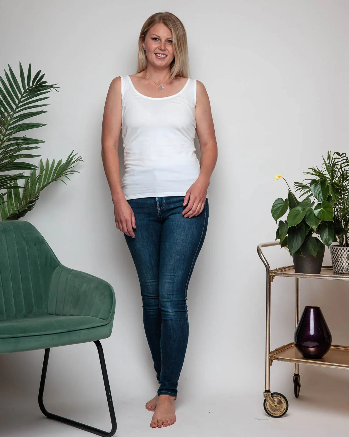 WOMEN'S VEST IN WHITE Bshirt