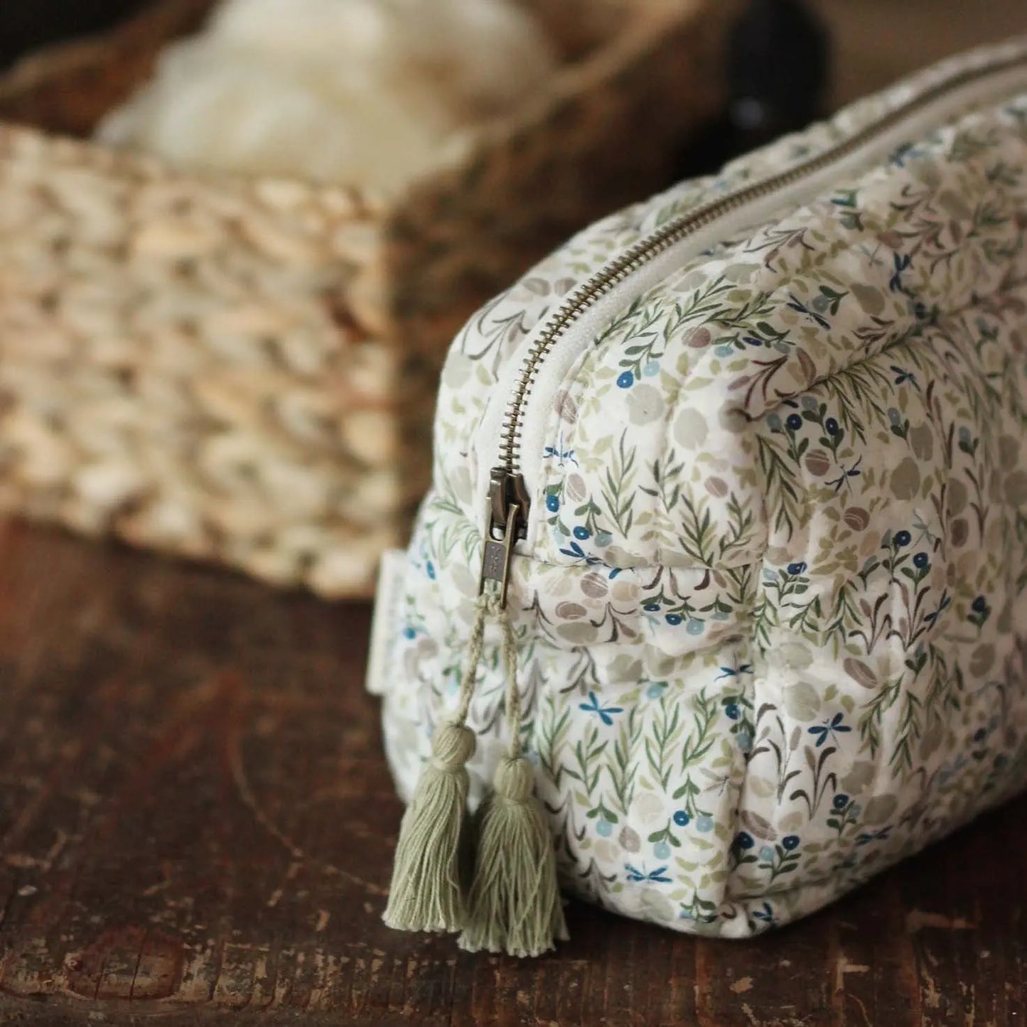 Wash Bag - Riverbank Avery Row