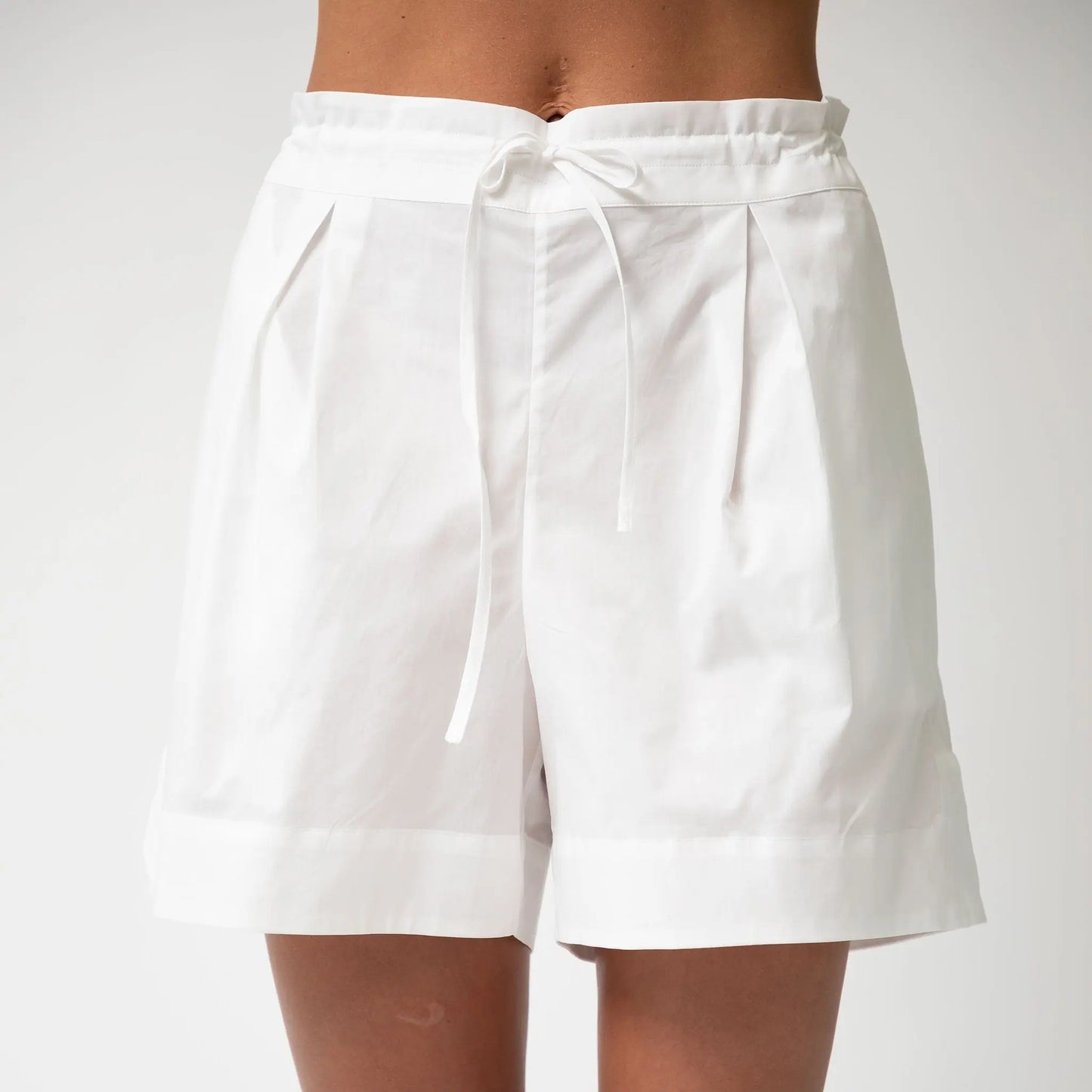 White InStyle Cotton Poplin Shorts NOKAYA