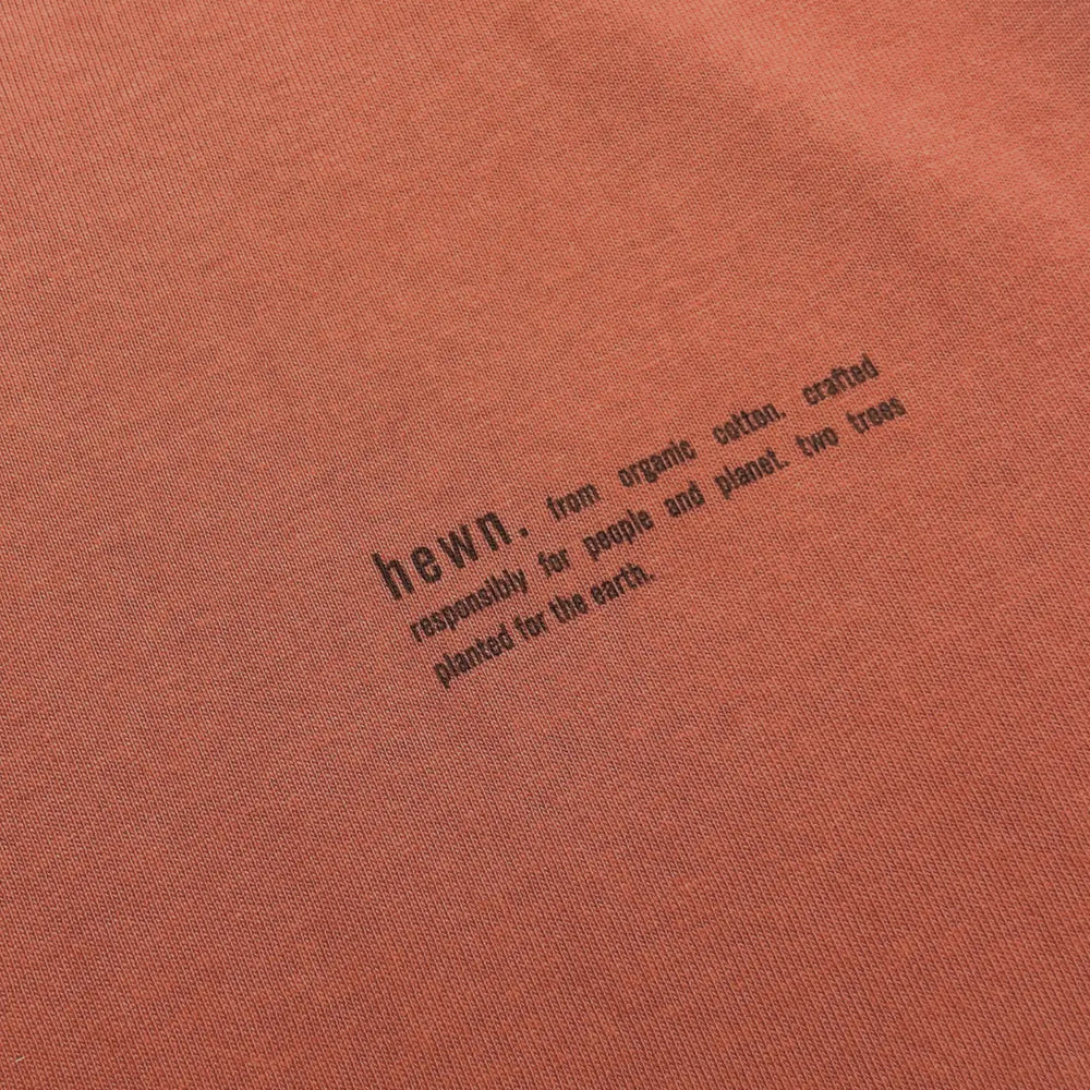 Womens Organic Cotton Relaxed-Fit Sweatshirt in Clay Brown hewn.