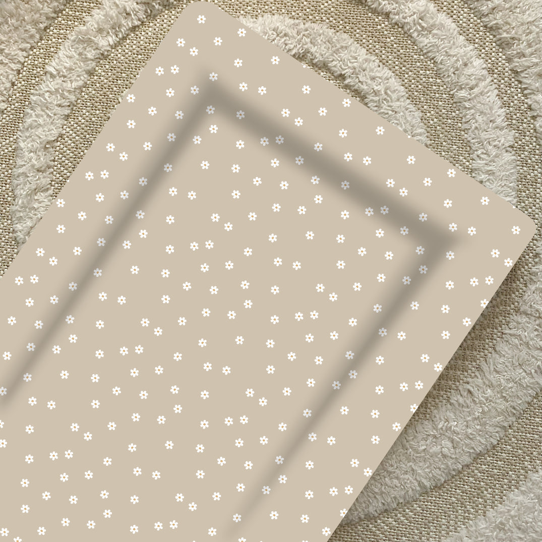 Standard Changing Mat - Neutral Daisy Bobbin and Bumble