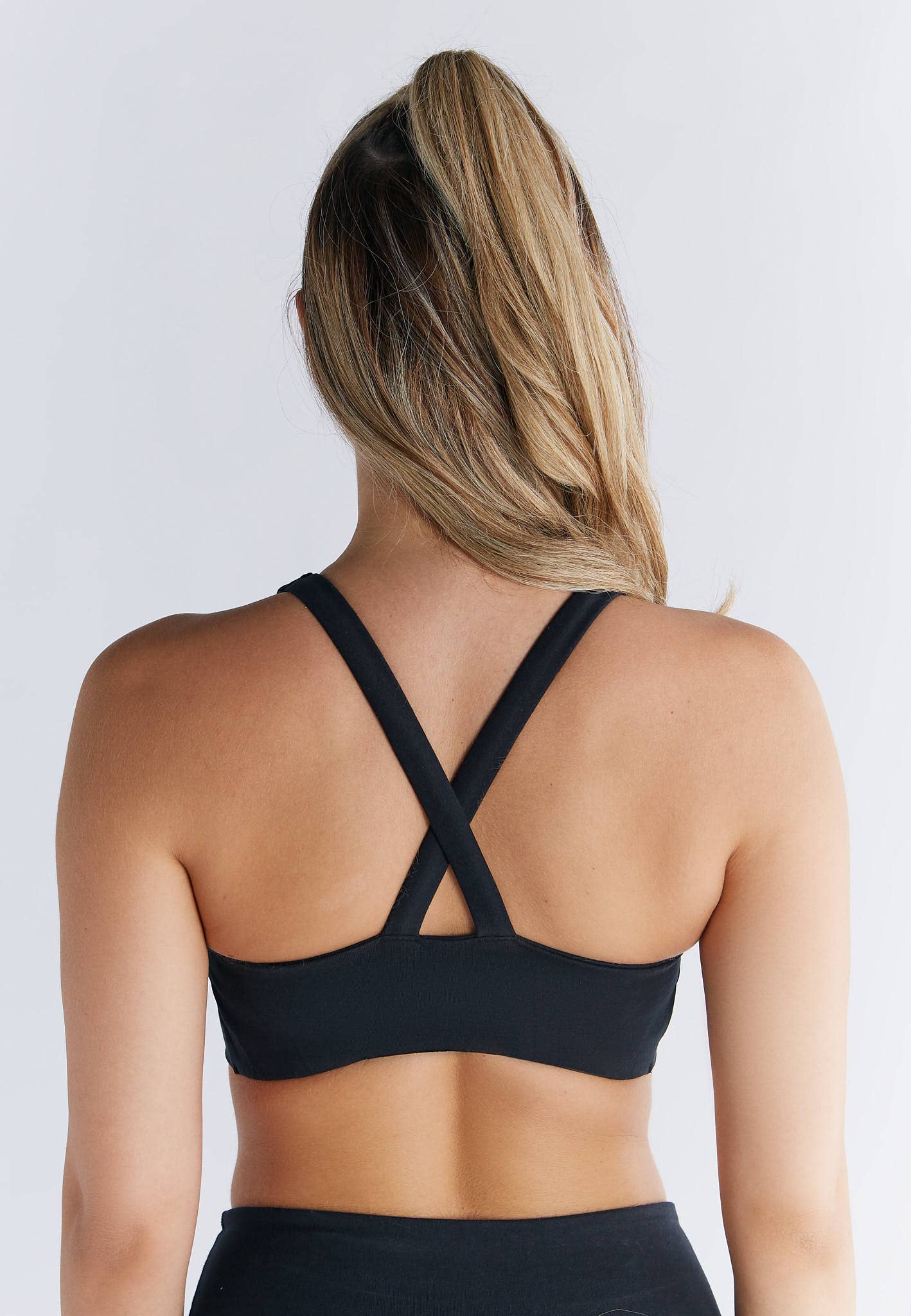 Organic Cotton & Recycled Elastane Padded V-neck Sports Bra Earth Wardrobe