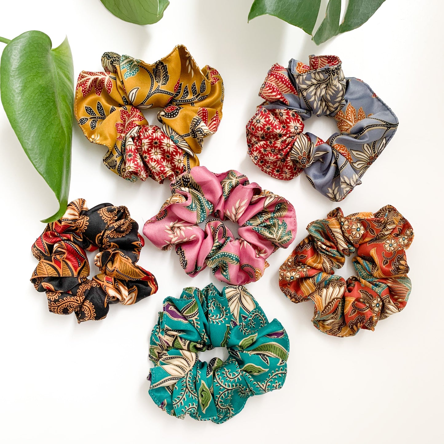 Colourful Hair Scrunchies SUKARA