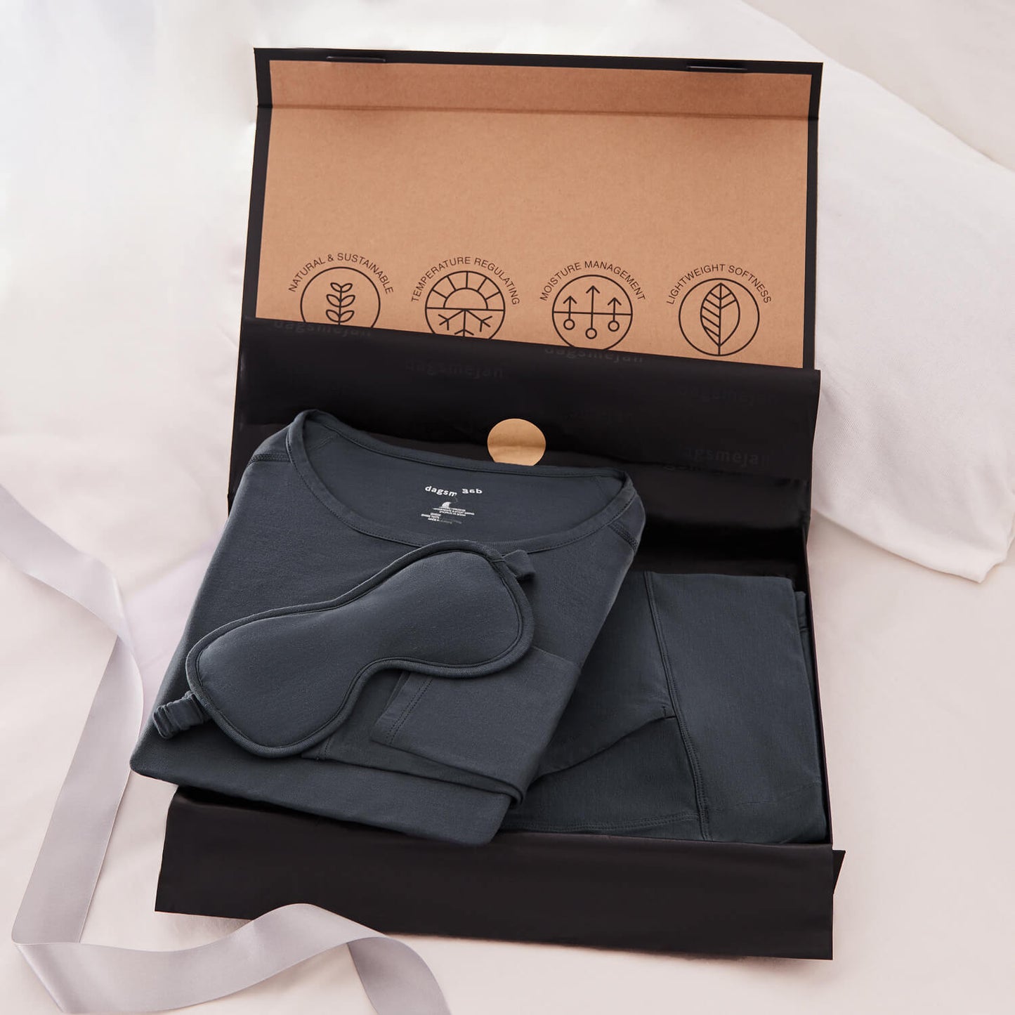 Dagsmejan Women's Balance Gift Set - Deep Grey