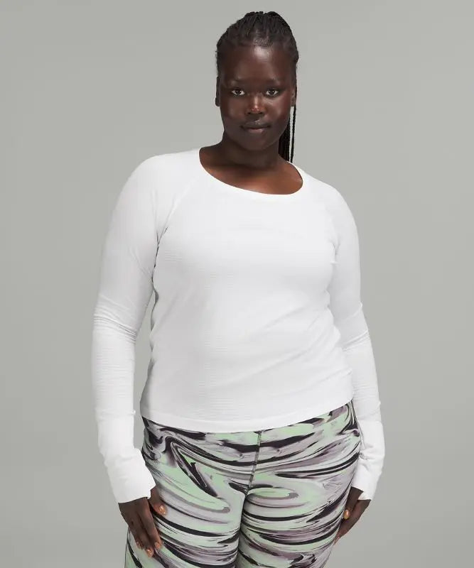 lululemon Women's Swiftly Tech Long-Sleeve Shirt 2.4 Waist Length Lululemon