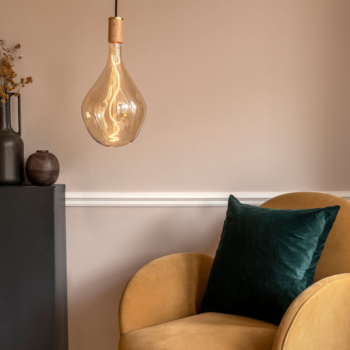 Voronoi III Pendant Light in Oak Tala