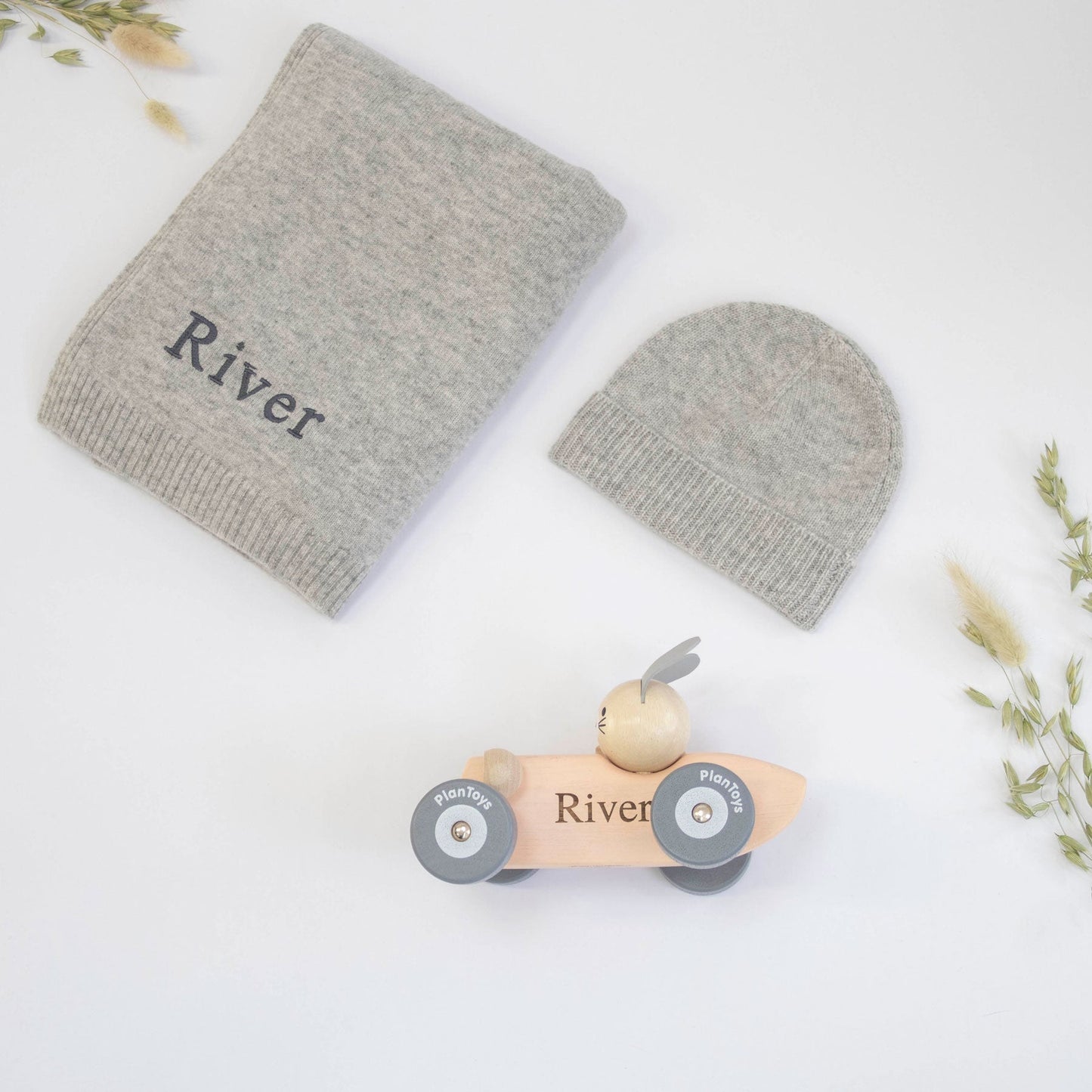 CLASSIC CASHMERE RACING CAR SET - BUNNY The Baby Gifting Company