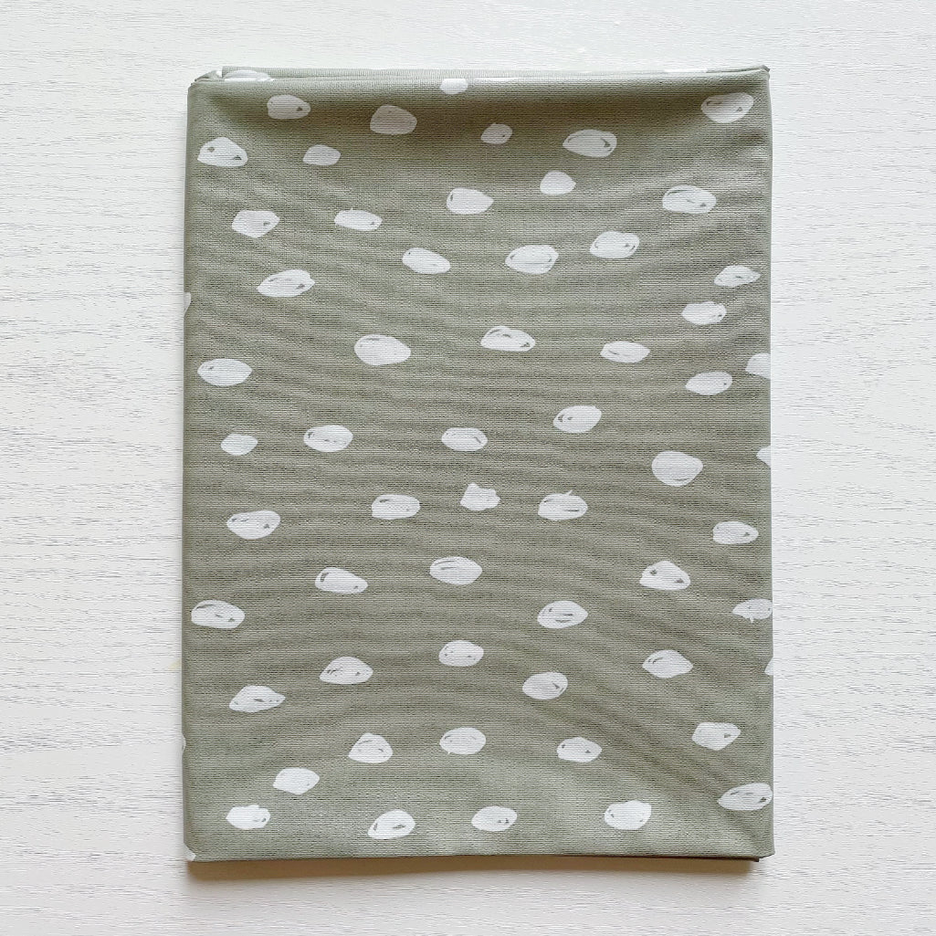 Splash mat - Sage Spots Bobbin and Bumble